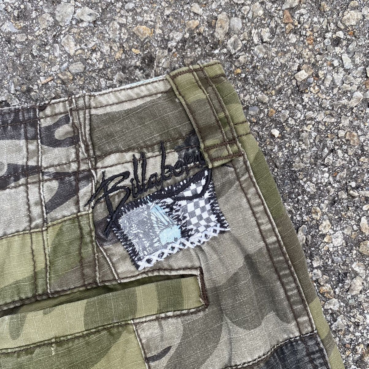 Billabong Billabong Camo Patchwork Cargo Shorts Size US 30 / EU 46 - 9 Thumbnail