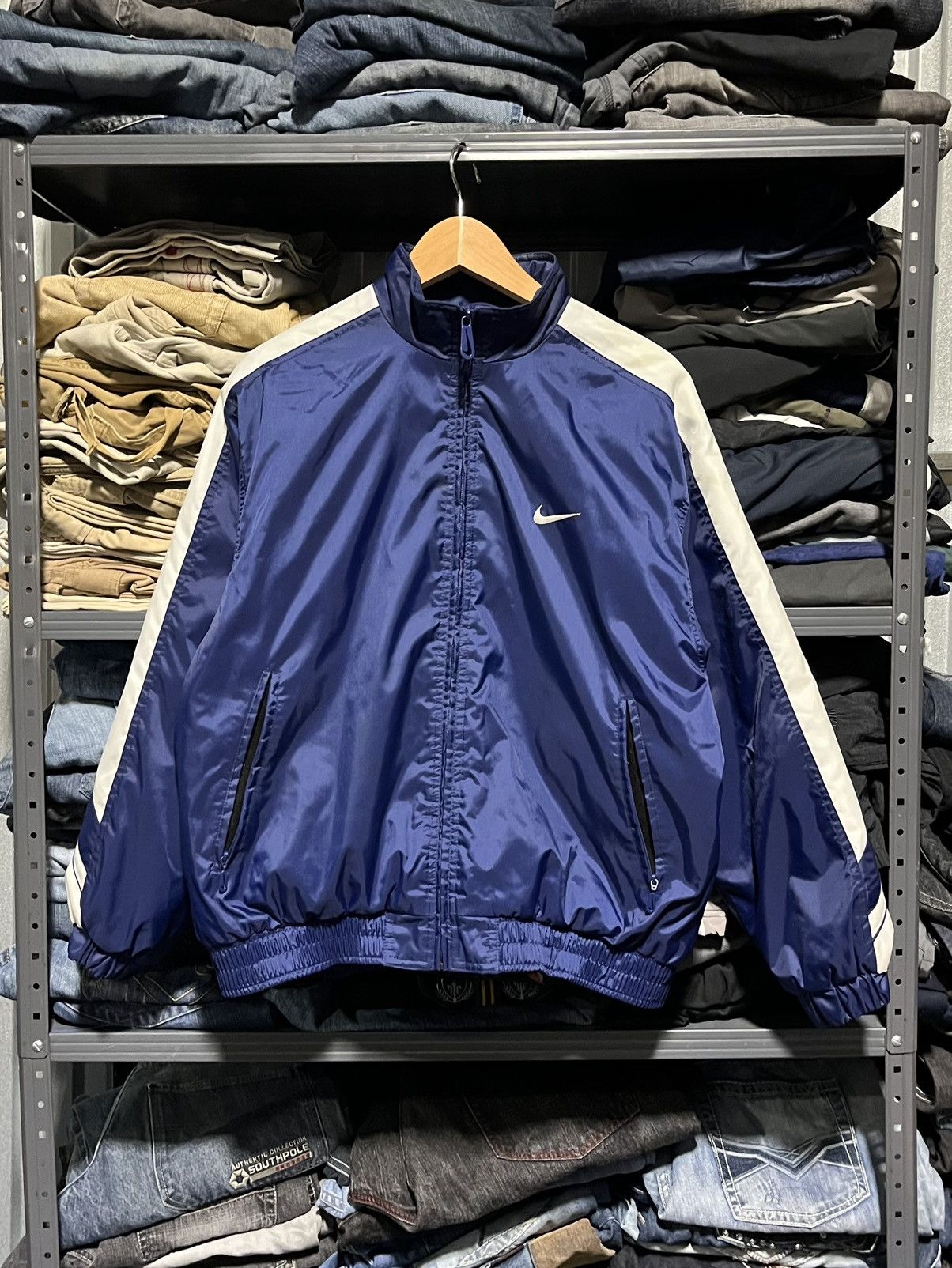 Nike × Vintage Crazy Vintage 90s Nike Swoosh Essential Zip-Up Windbreaker Size US M / EU 48-50 / 2 - 1 Thumbnail