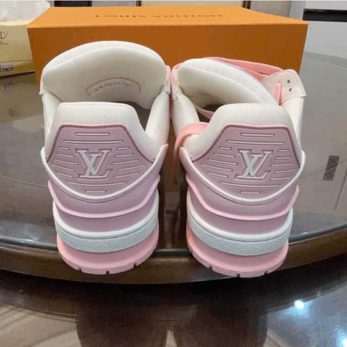 Louis Vuitton Louis Vuitton Low-Top Sneakers Size US 8.5 / IT 38.5 - 3 Thumbnail