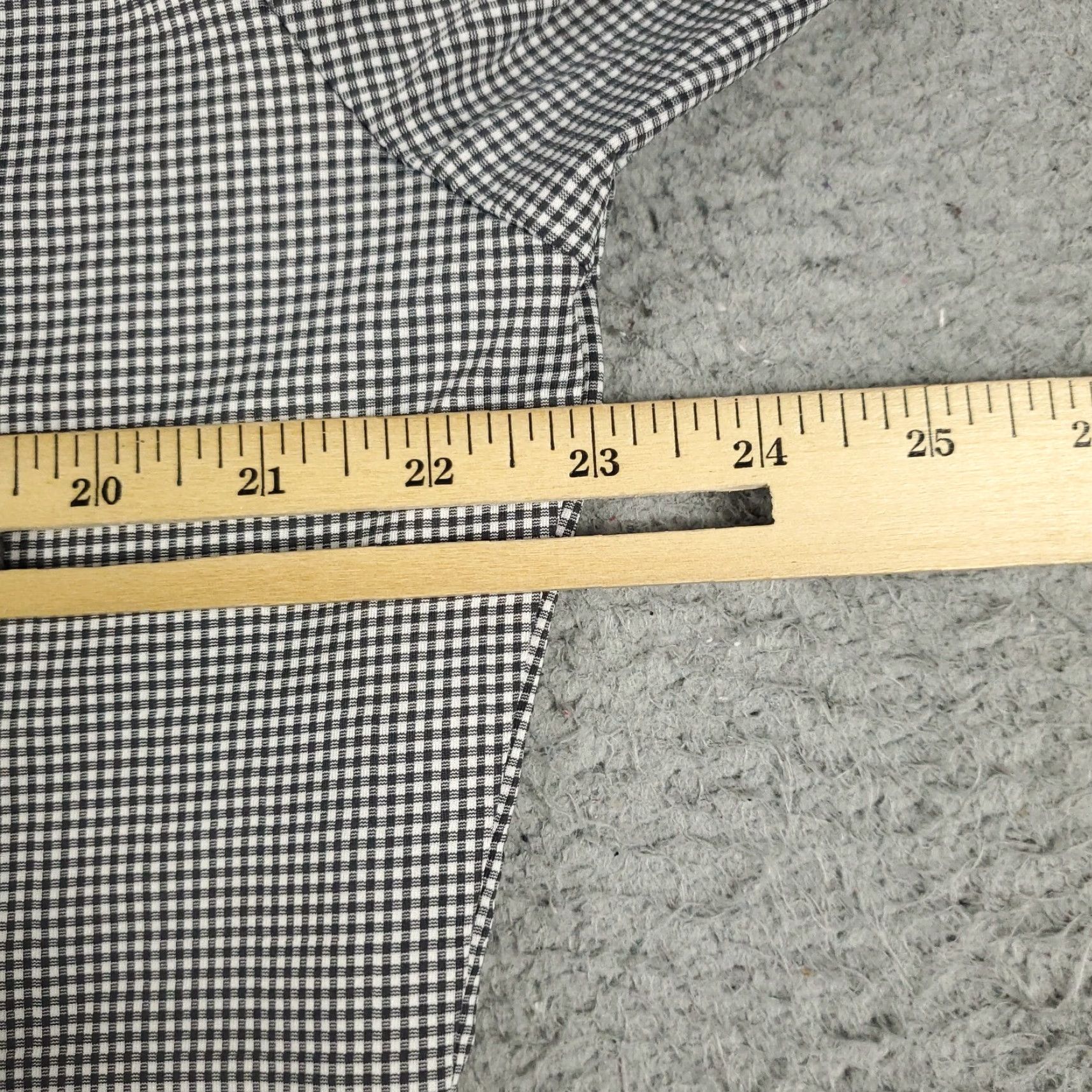 Mizzen+Main Mizzen+Main Shirt Mens XL Gray Check Button Up Long Sleeve - Formal, Casual, Workwear - Classic Modern Preppy, 90s? Size US XL / EU 56 / 4 - 5 Thumbnail