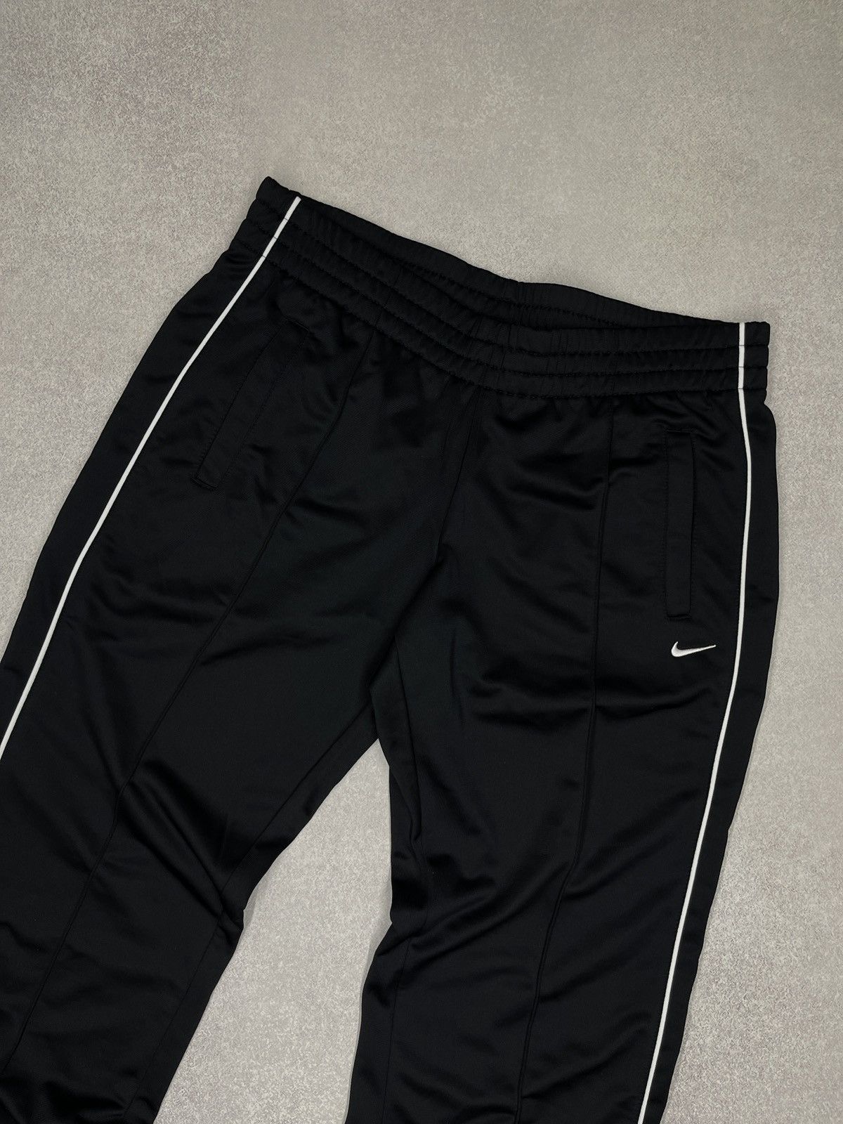 Nike Womens Nike Sweatpants Black Drill Y2K ACG TN Size 30" / US 8 / IT 44 - 4 Thumbnail