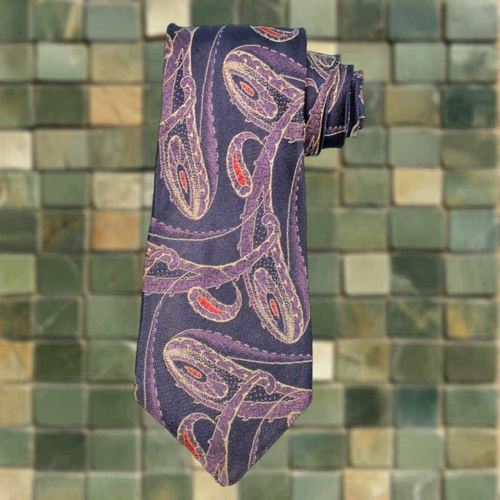 Vintage VTG 1930s Necktie Blue Paisley Pattern 30s Tie Men's Shirt Size ONE SIZE - 1 Thumbnail
