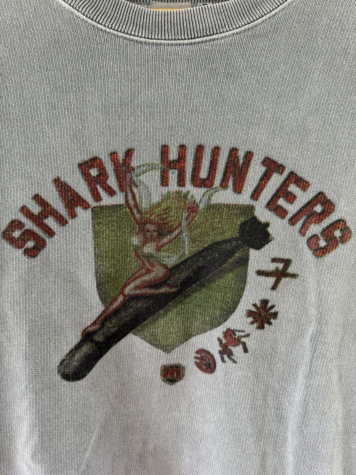 Avirex × Vintage Vintage Avirex USA Shark Hunters Sweatshirt Size US M / EU 48-50 / 2 - 2 Thumbnail