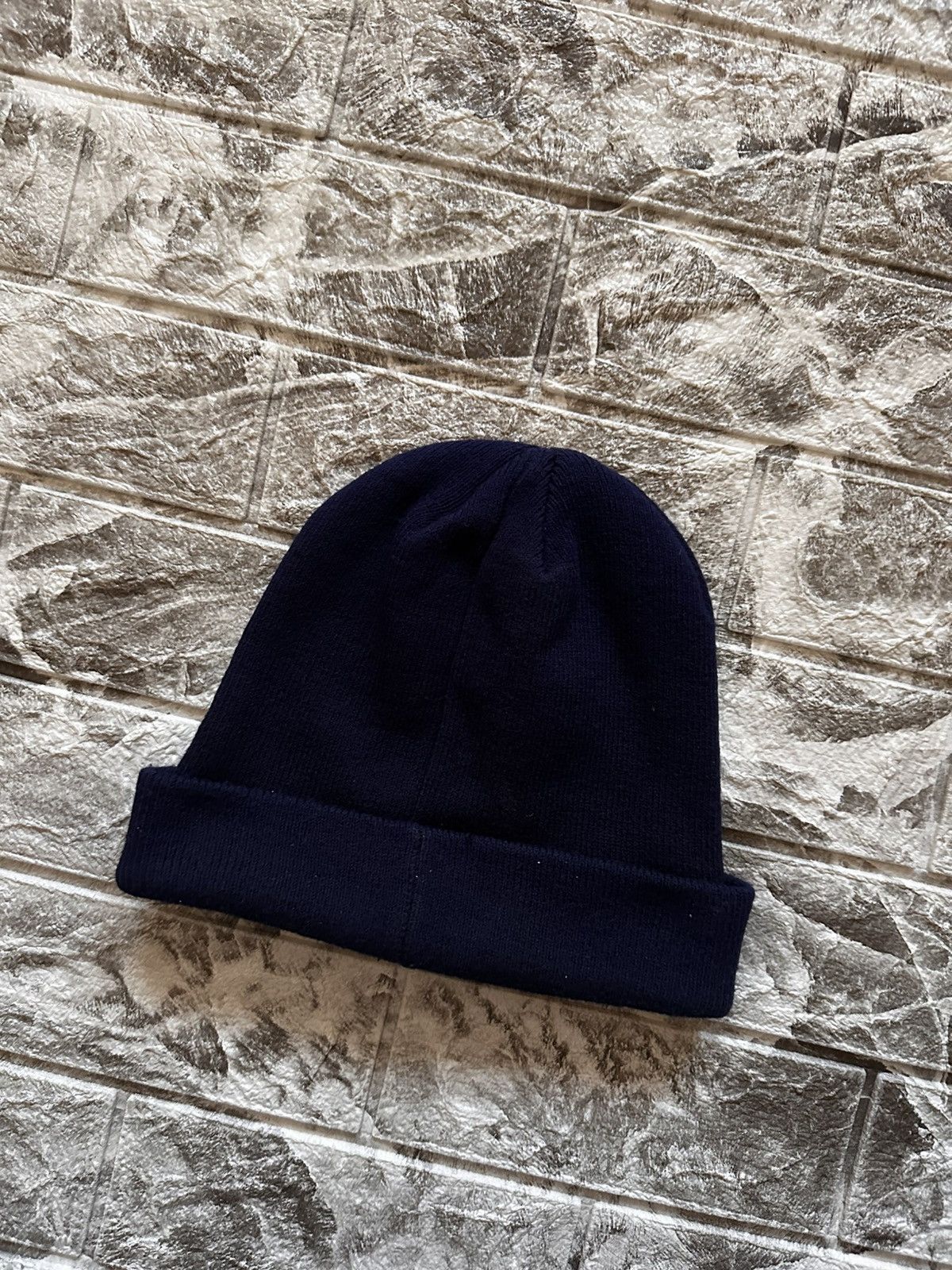 Vintage Vintage Renault Archive Logo Knit Beanie Navy Gold Y2K Size ONE SIZE - 6 Thumbnail