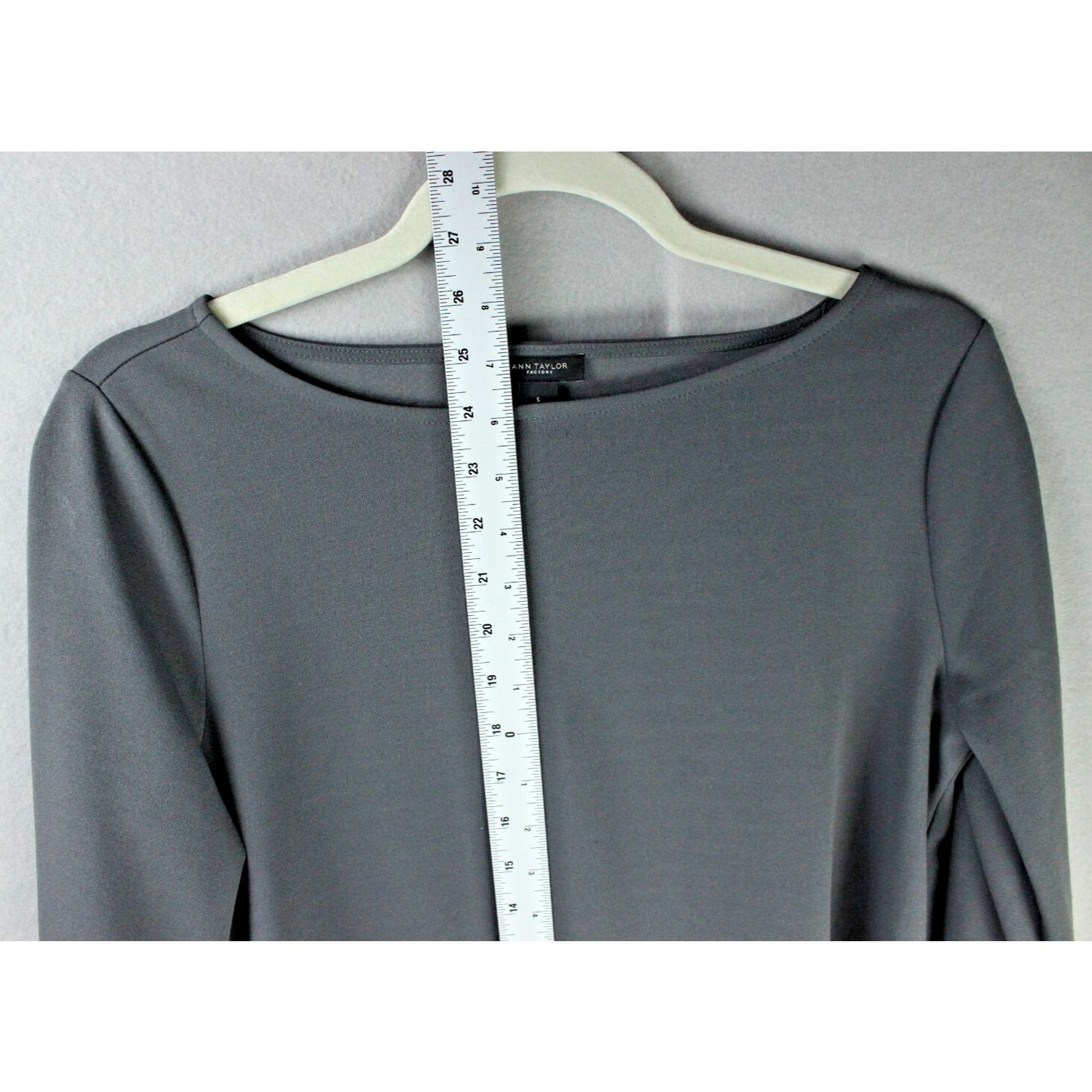 Ann Taylor Ann Taylor Factory Blouse Gray - Lace Cuff - Small Size S / US 4 / IT 40 - 4 Thumbnail