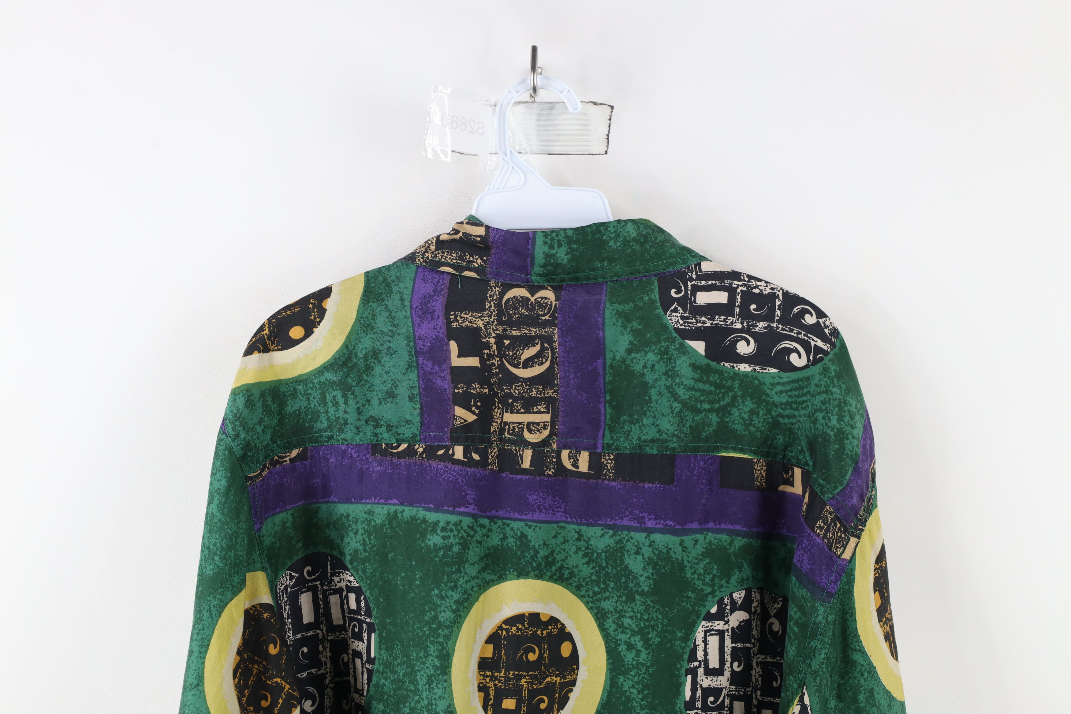 Vintage Vintage 90s Streetwear Geometric Silk Collared Button Shirt Size US M / EU 48-50 / 2 - 9 Thumbnail