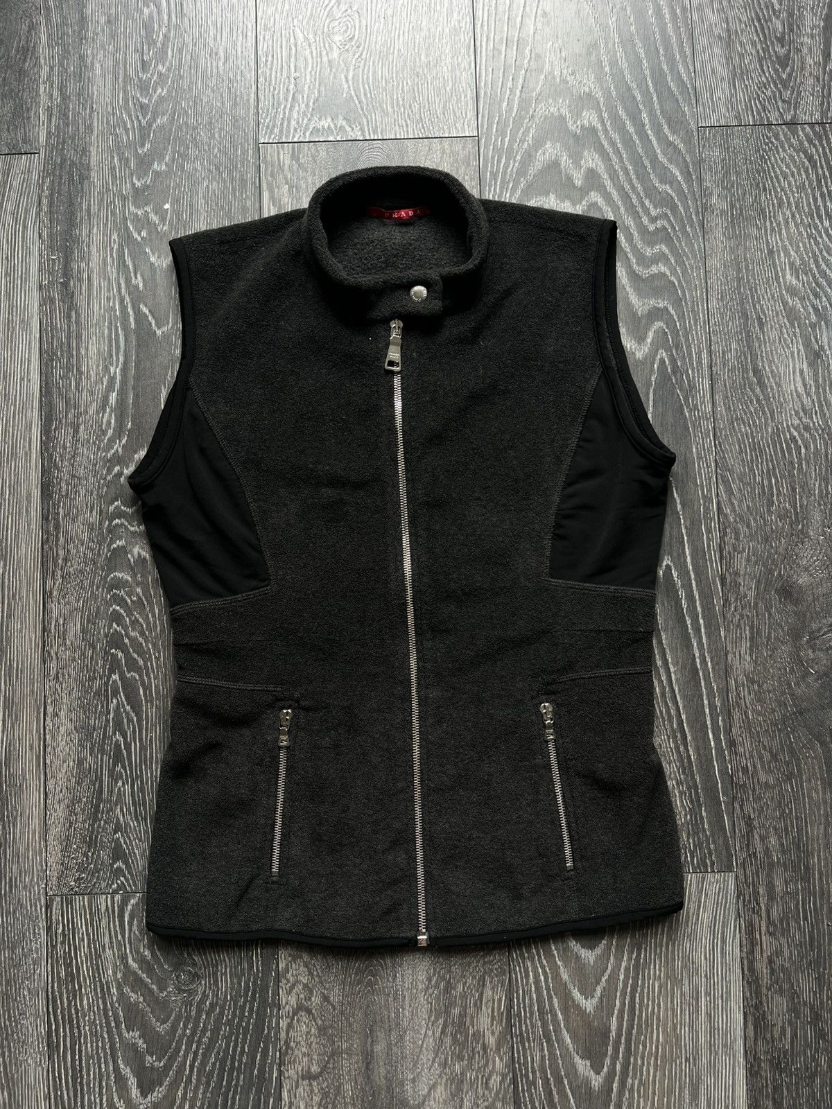 Prada Prada vest Size L Size L / US 10 / IT 46 - 1 Thumbnail