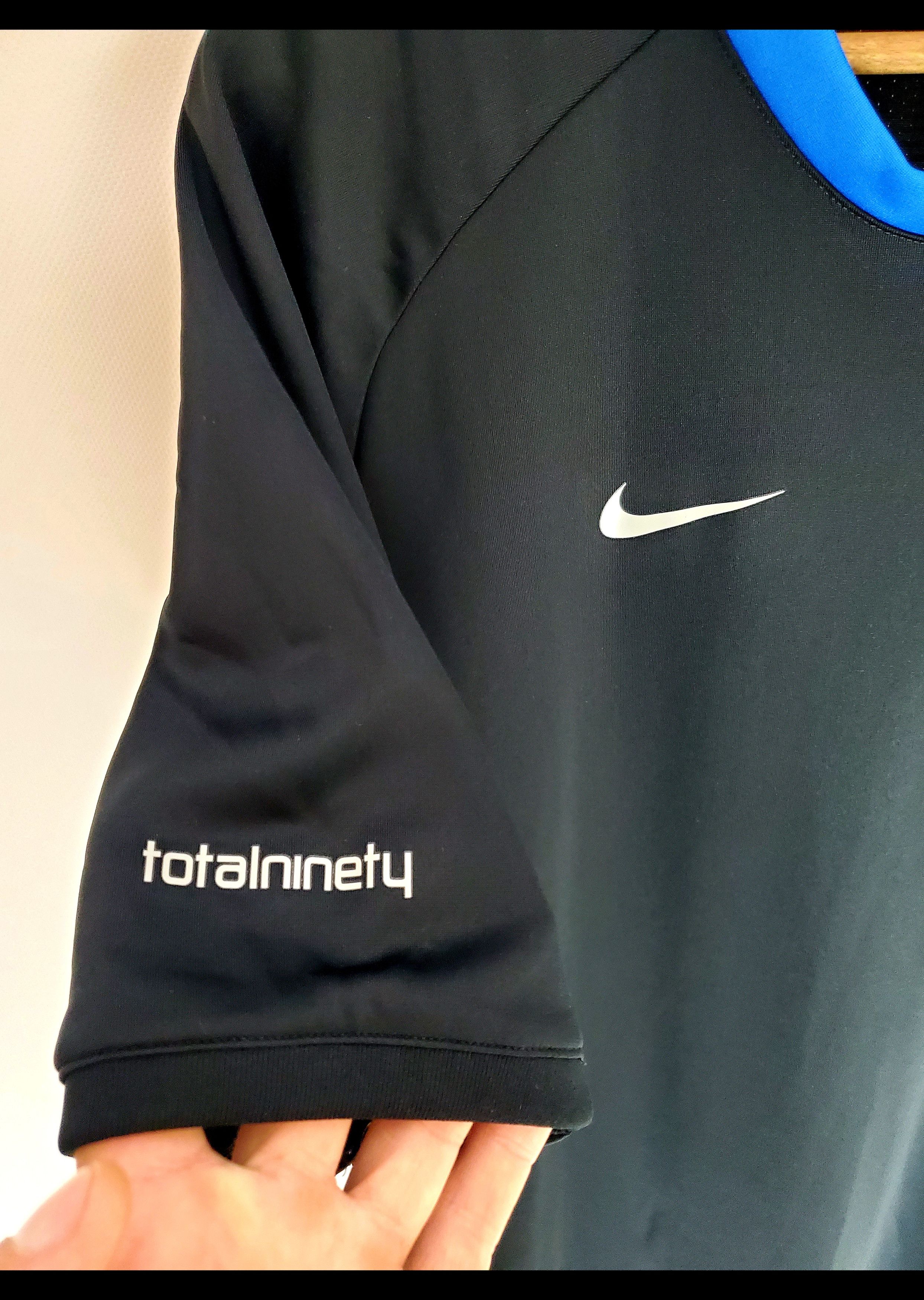 Nike Y2k vintage Total 90 Nike TN t-shirt Streetwear style size M Size US M / EU 48-50 / 2 - 3 Thumbnail