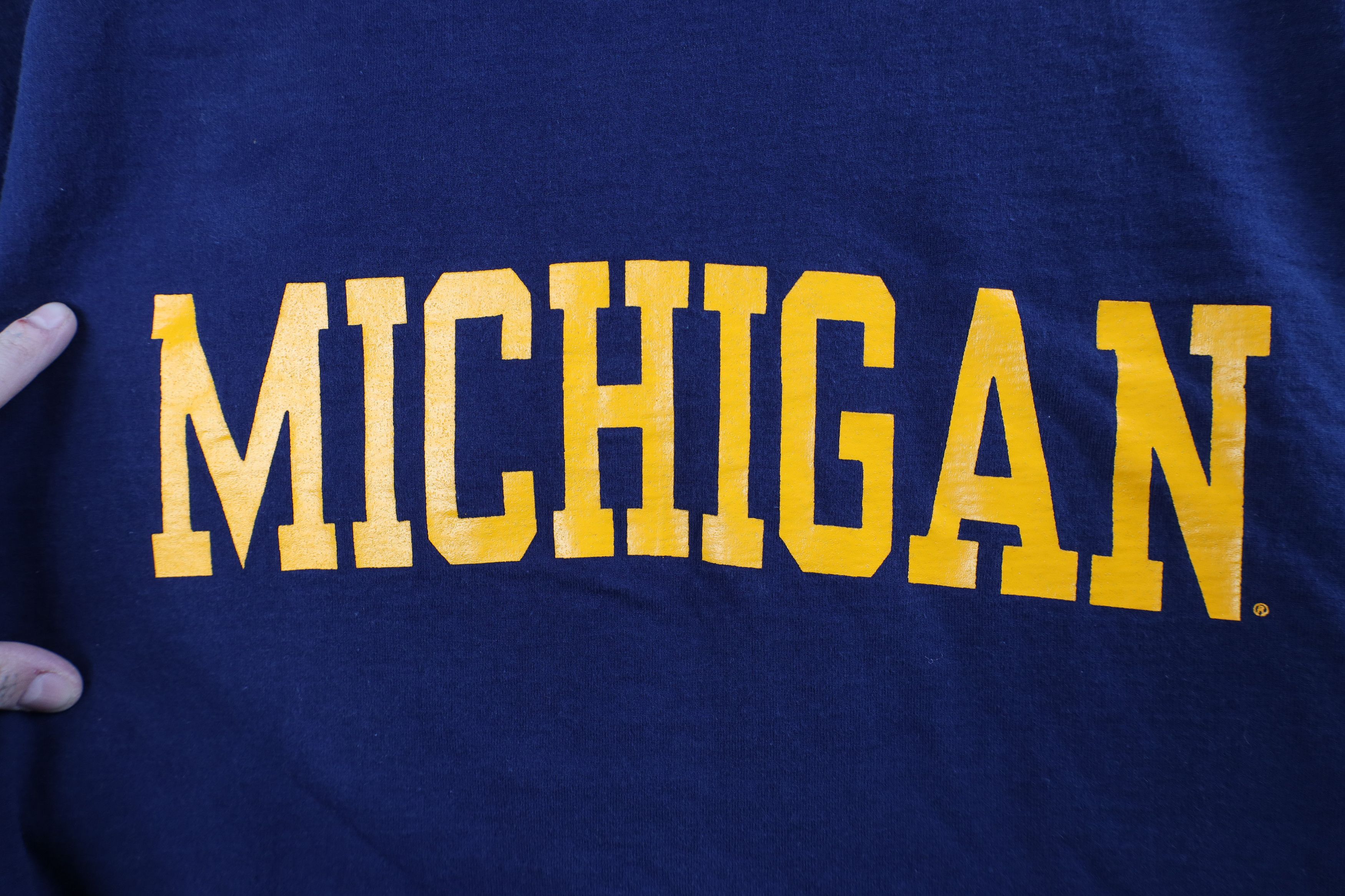 Vintage Vintage 90s University of Michigan Short Sleeve T-Shirt USA Size US XL / EU 56 / 4 - 4 Thumbnail