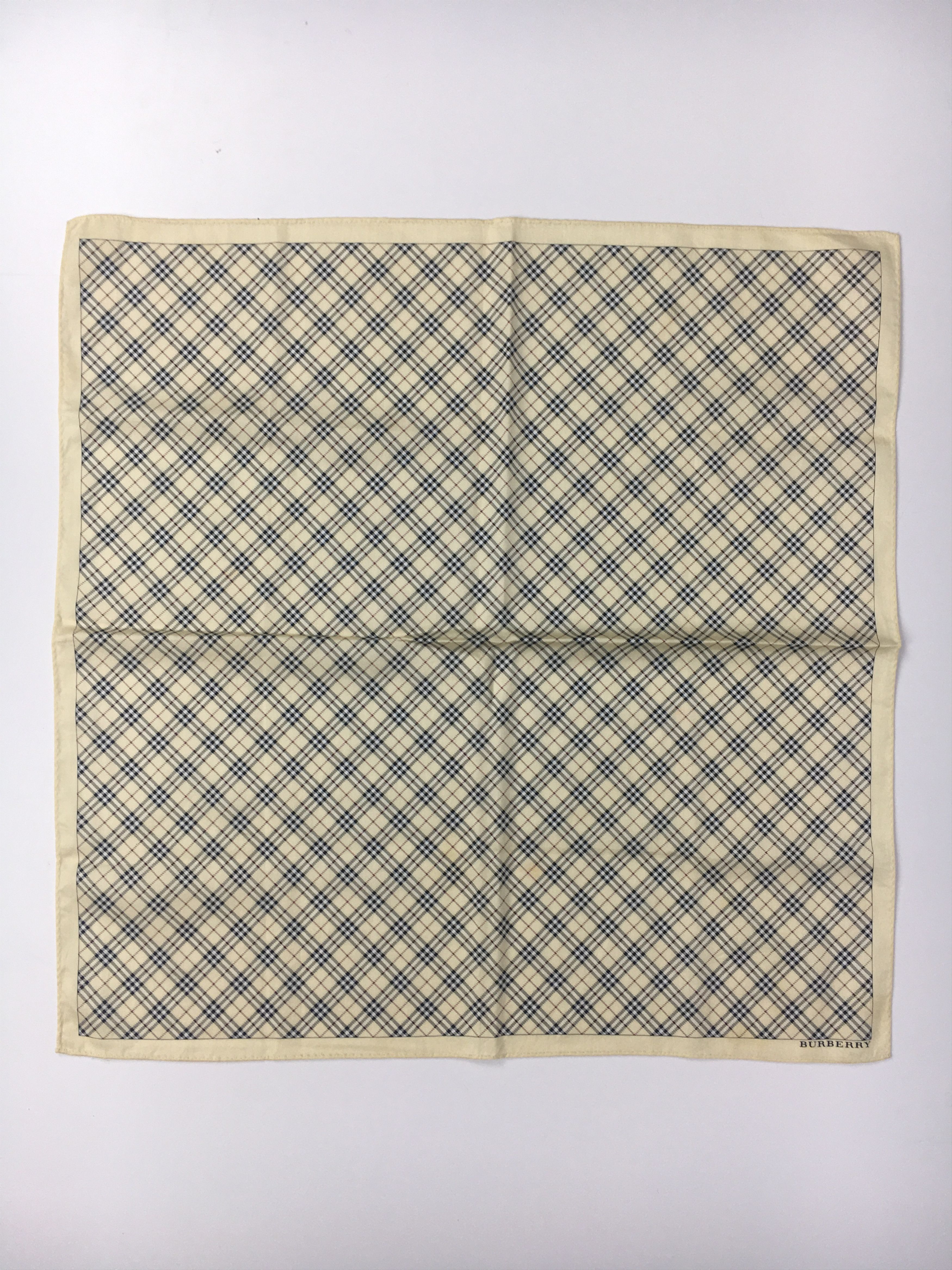 Burberry Burberry Novacheck Handkerchief Bandana Neckerchief -HKC0003 Size ONE SIZE - 2 Thumbnail
