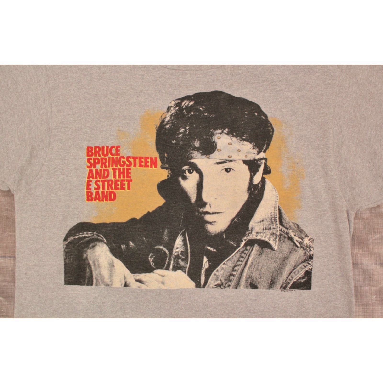 Vintage VINTAGE Bruce Springsteen 80s T-Shirt Men's VTG 1980s World Tour 1983 Shirt M Grey Graphic Tee Band TShirt Mens Size US M / EU 48-50 / 2 - 3 Thumbnail