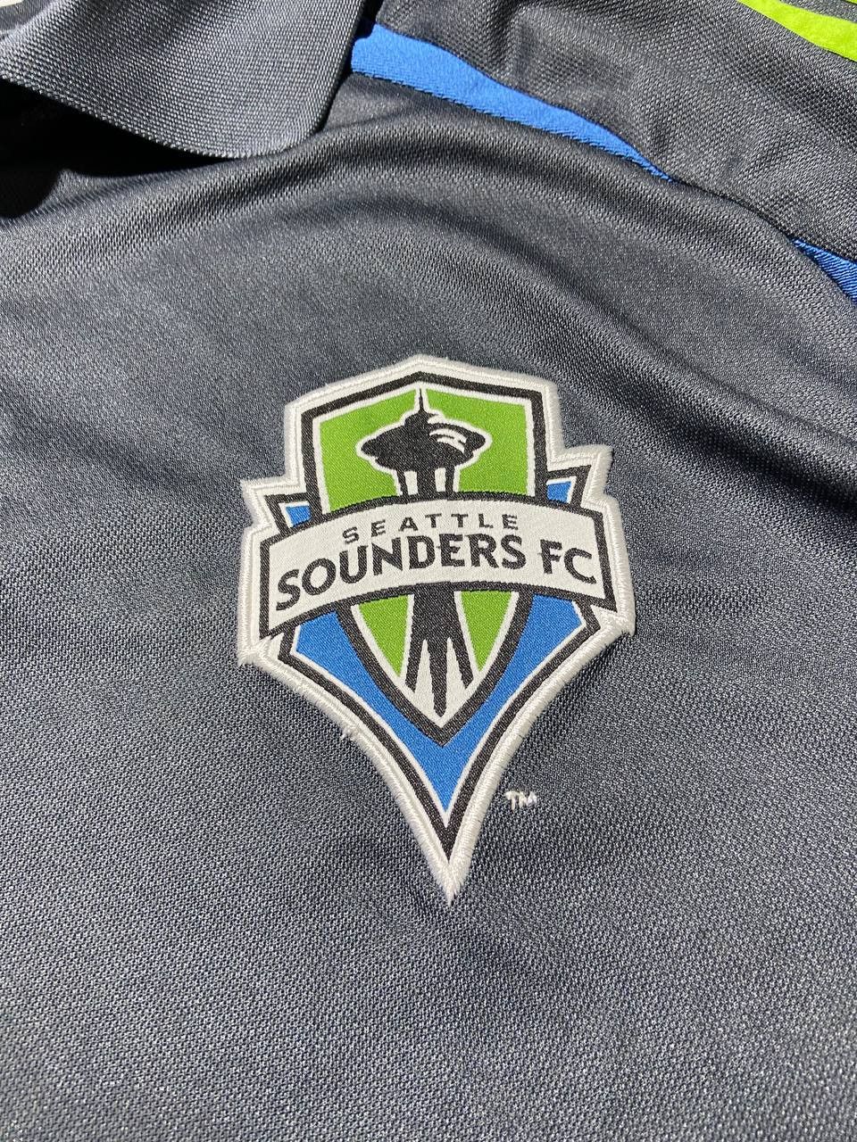 Adidas Vintage Adidas Seattle Sounders FC Training Shirt MLS Jersey Size US XL / EU 56 / 4 - 6 Thumbnail