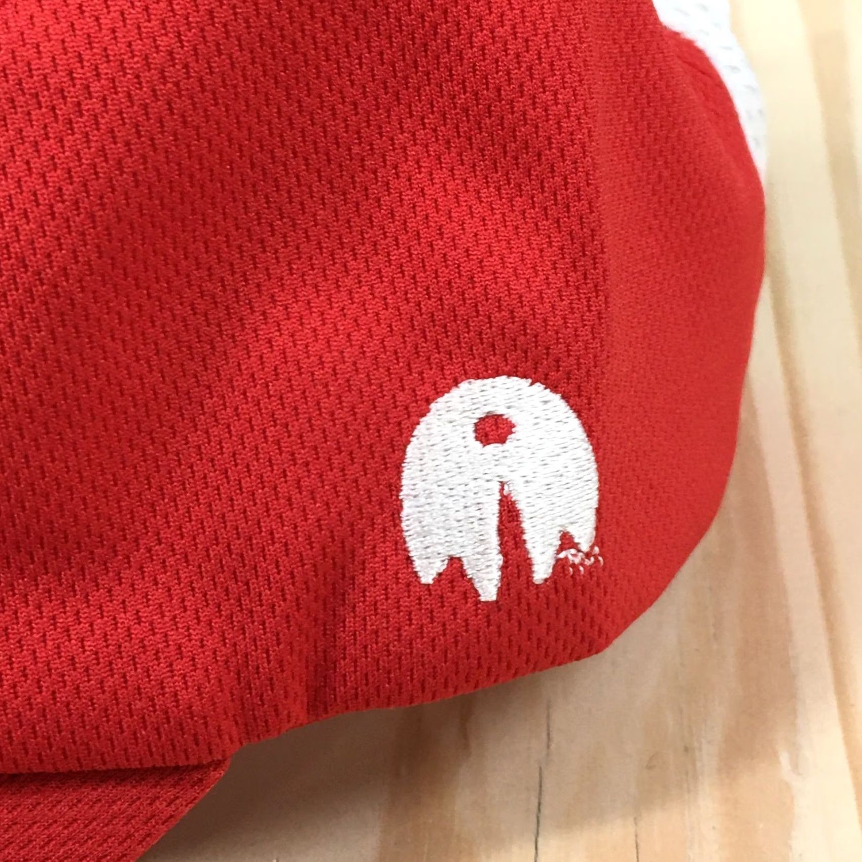Vintage iXound Wear 5 Panel Cap Womens Red One Size Adjustable Curved Brim Perforated Baseball Cap Size ONE SIZE - 4 Thumbnail