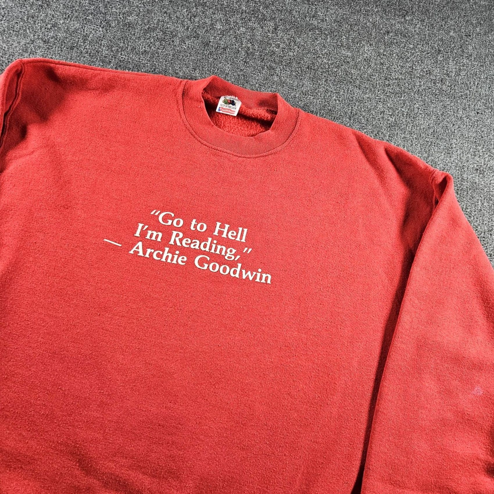 Fruit Of The Loom VINTAGE Fruit Of The Loom Sweatshirt Mens XL Red Archie Goodwin Book Quote 90s Size US XL / EU 56 / 4 - 4 Thumbnail