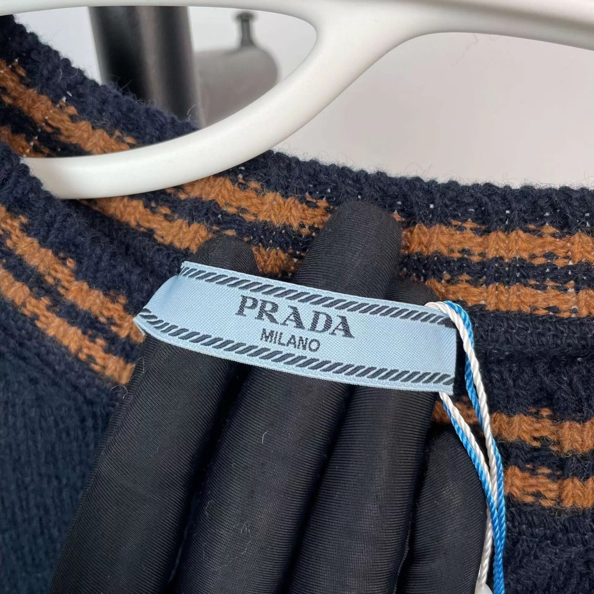 Prada Prada knit sweater 99 new 36 Size XS / US 0-2 / IT 36-38 - 5 Thumbnail