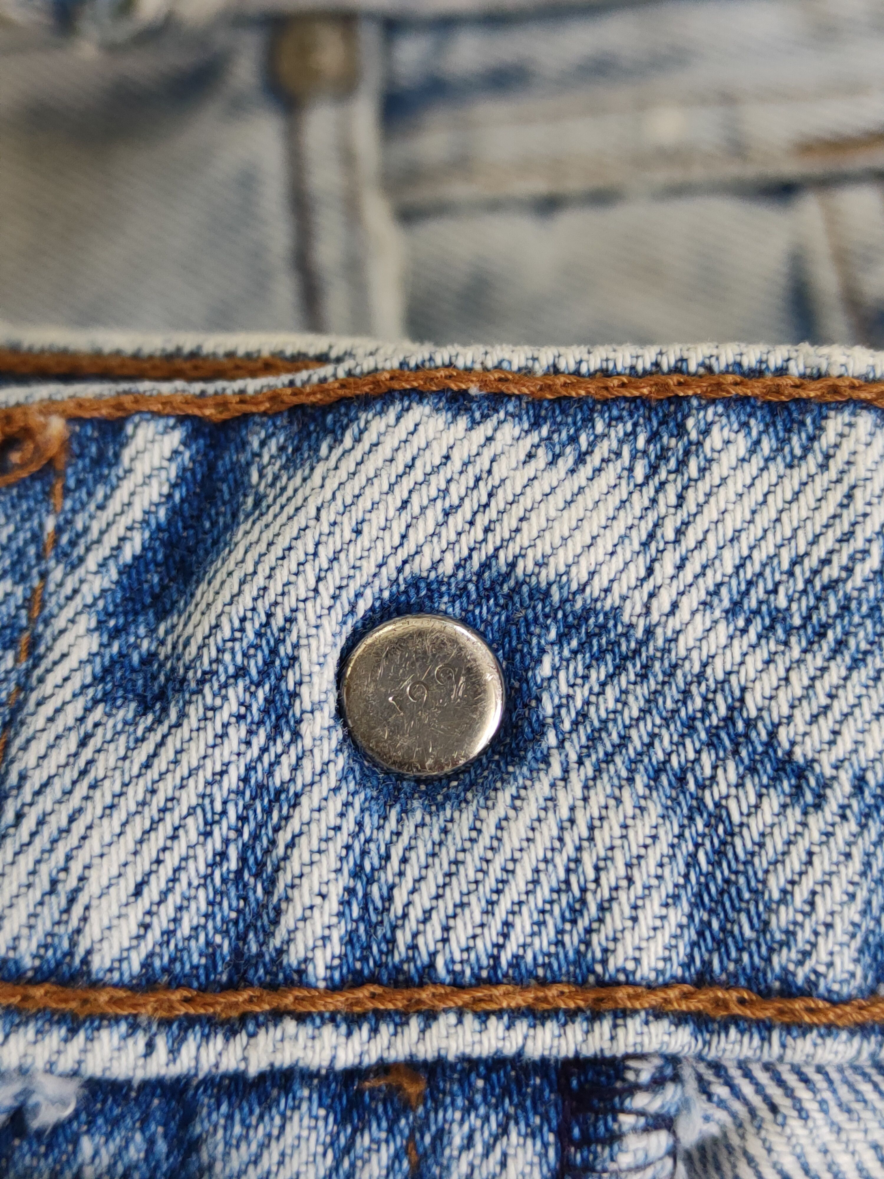 Levi's Levi's Light Blue vintage Distressed Ripped Jeans #1566 Size US 31 - 13 Thumbnail