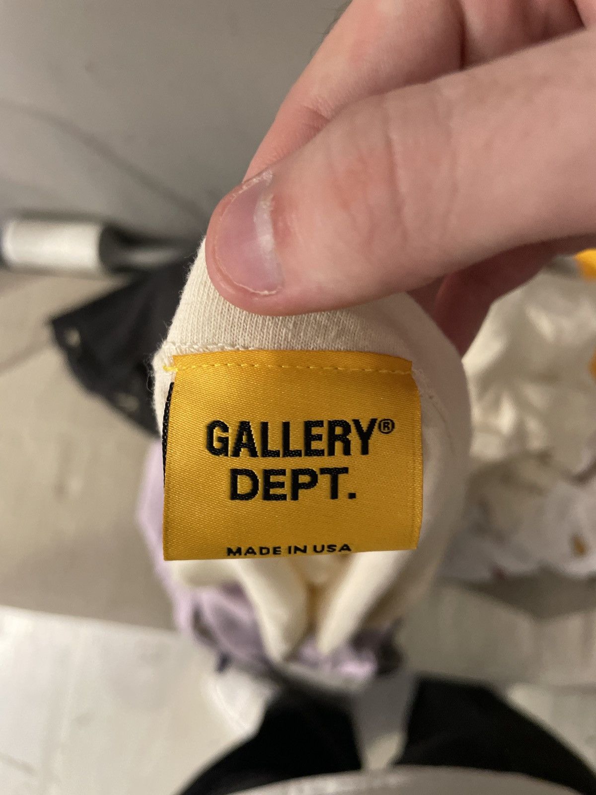 Gallery Dept. Gallery Dept. Dead Batteries T-Shirt Cream L Size US L / EU 52-54 / 3 - 6 Thumbnail