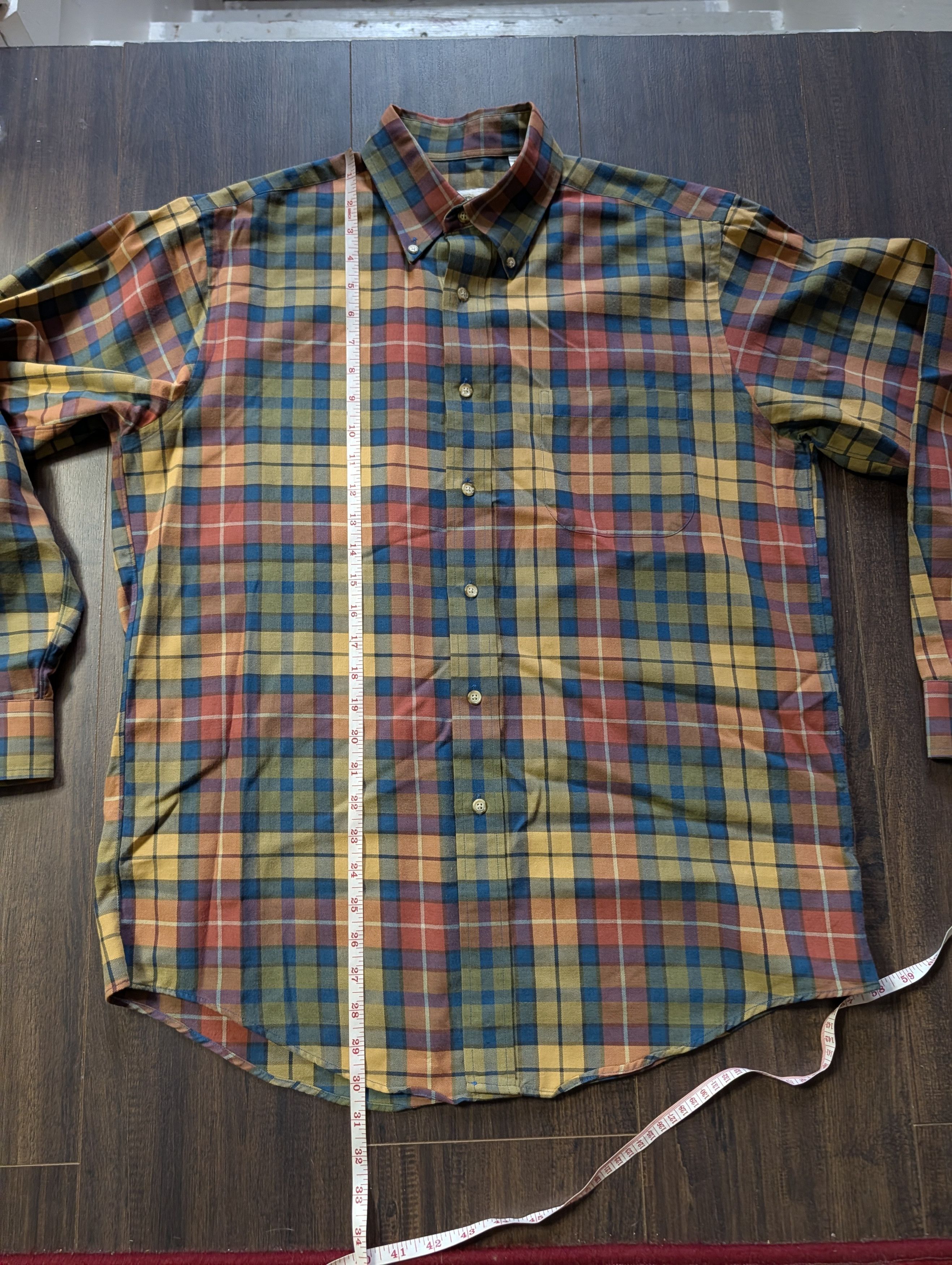 Viyella Made in USA brushed cotton/wool plaid button-down M Size US M / EU 48-50 / 2 - 12 Thumbnail