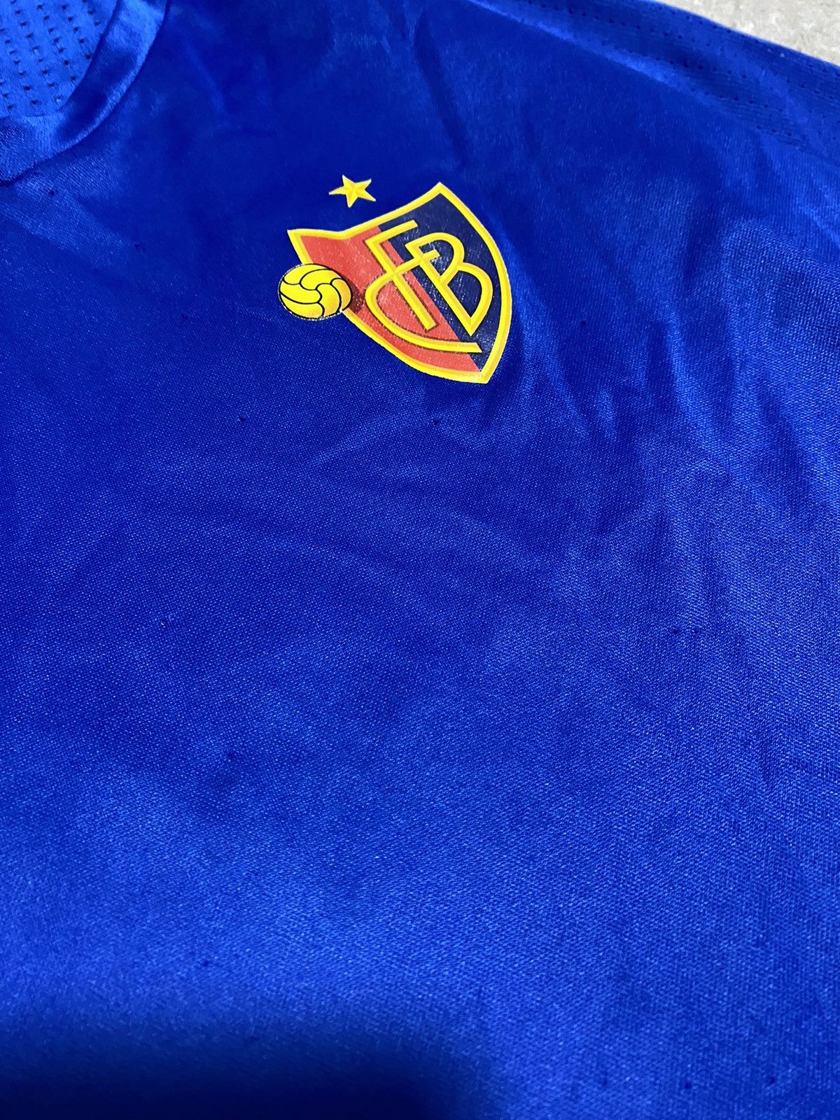Adidas 2015 Adidas FC Basel Team Training Soccer Football Jersey Size US S / EU 44-46 / 1 - 11 Thumbnail