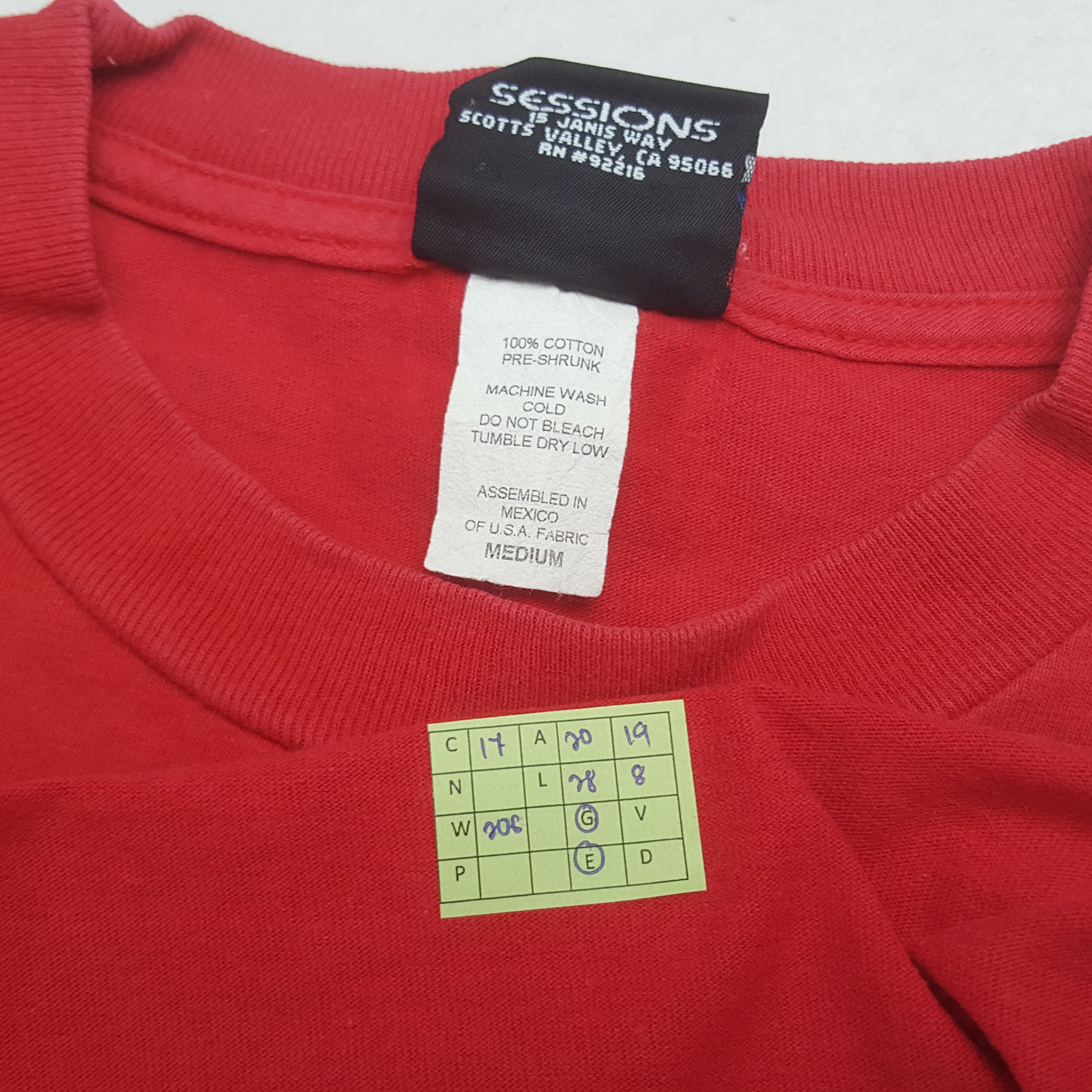 Sessions Vintage 83 Sessions Skateboard Style Tshirt RR17 Size US M / EU 48-50 / 2 - 6 Thumbnail