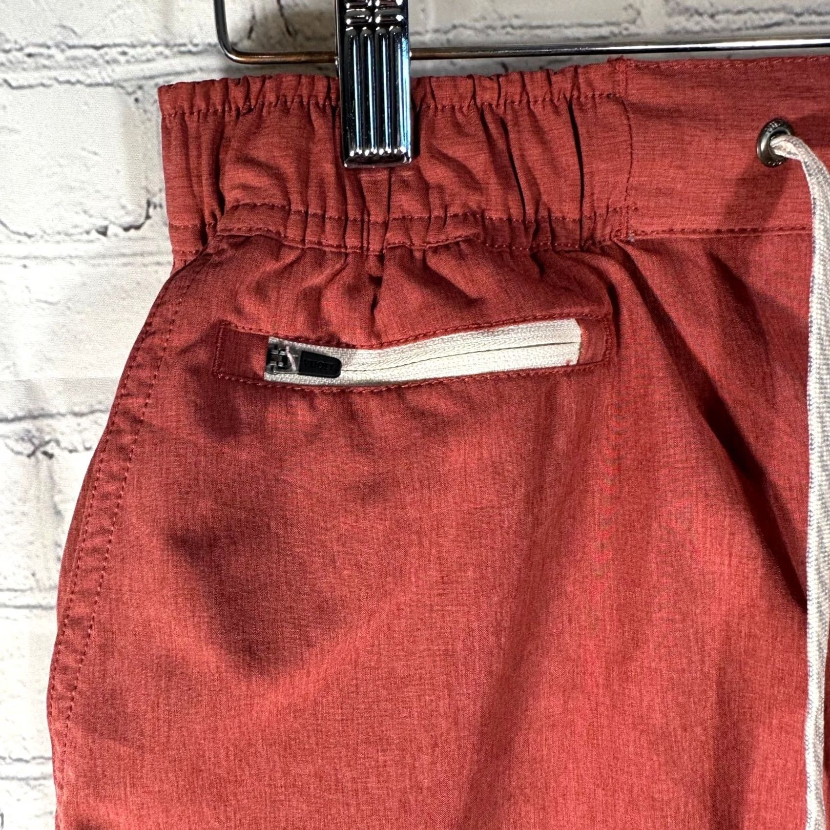 Vuori Vuori Kore Shorts Mens Small Red Heathered Training Athletic Gym Shorts Size US 29 - 3 Thumbnail