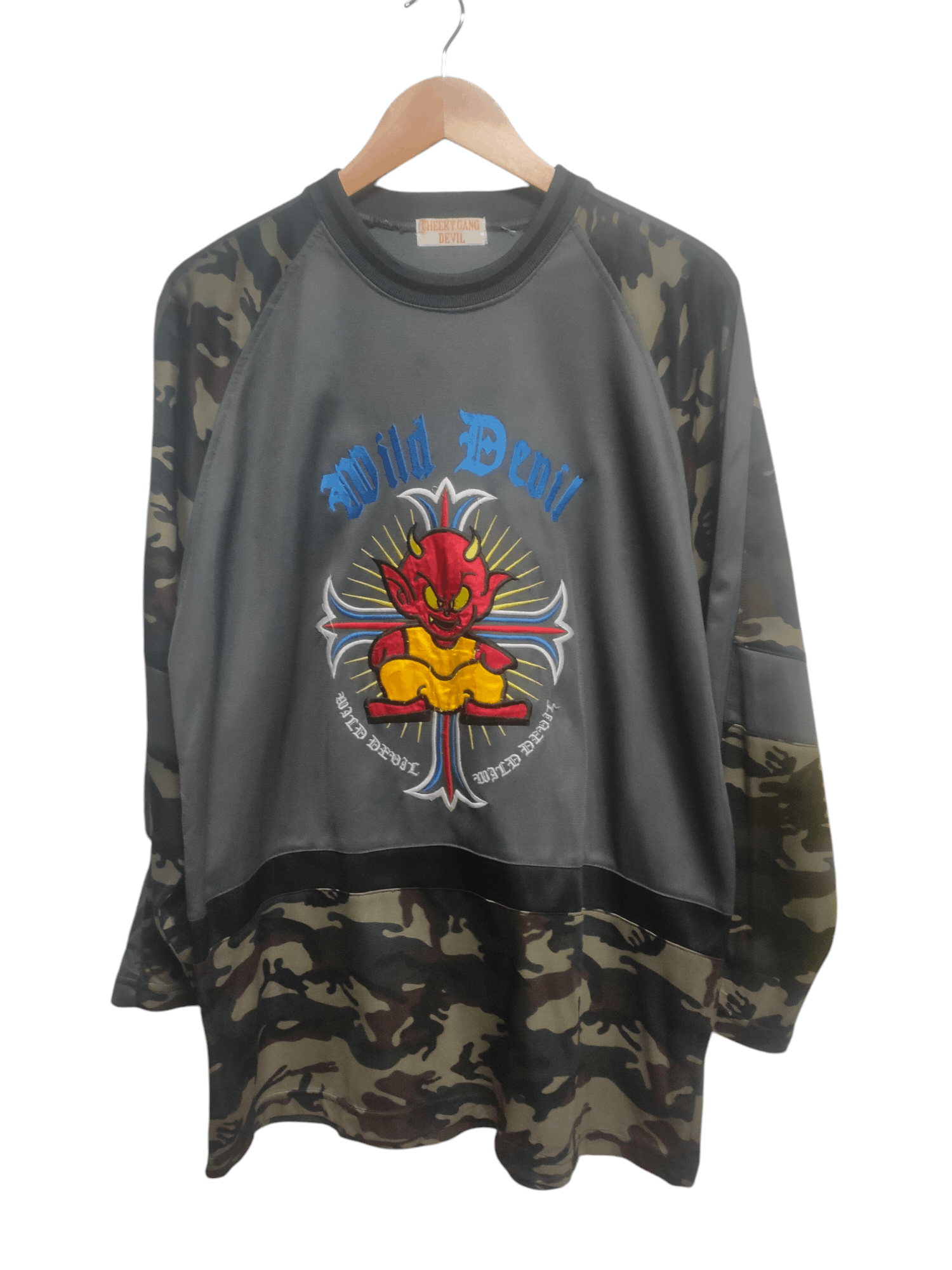 Japanese Brand Cheeky gang devil embroidery tee Size US L / EU 52-54 / 3 - 1 Thumbnail