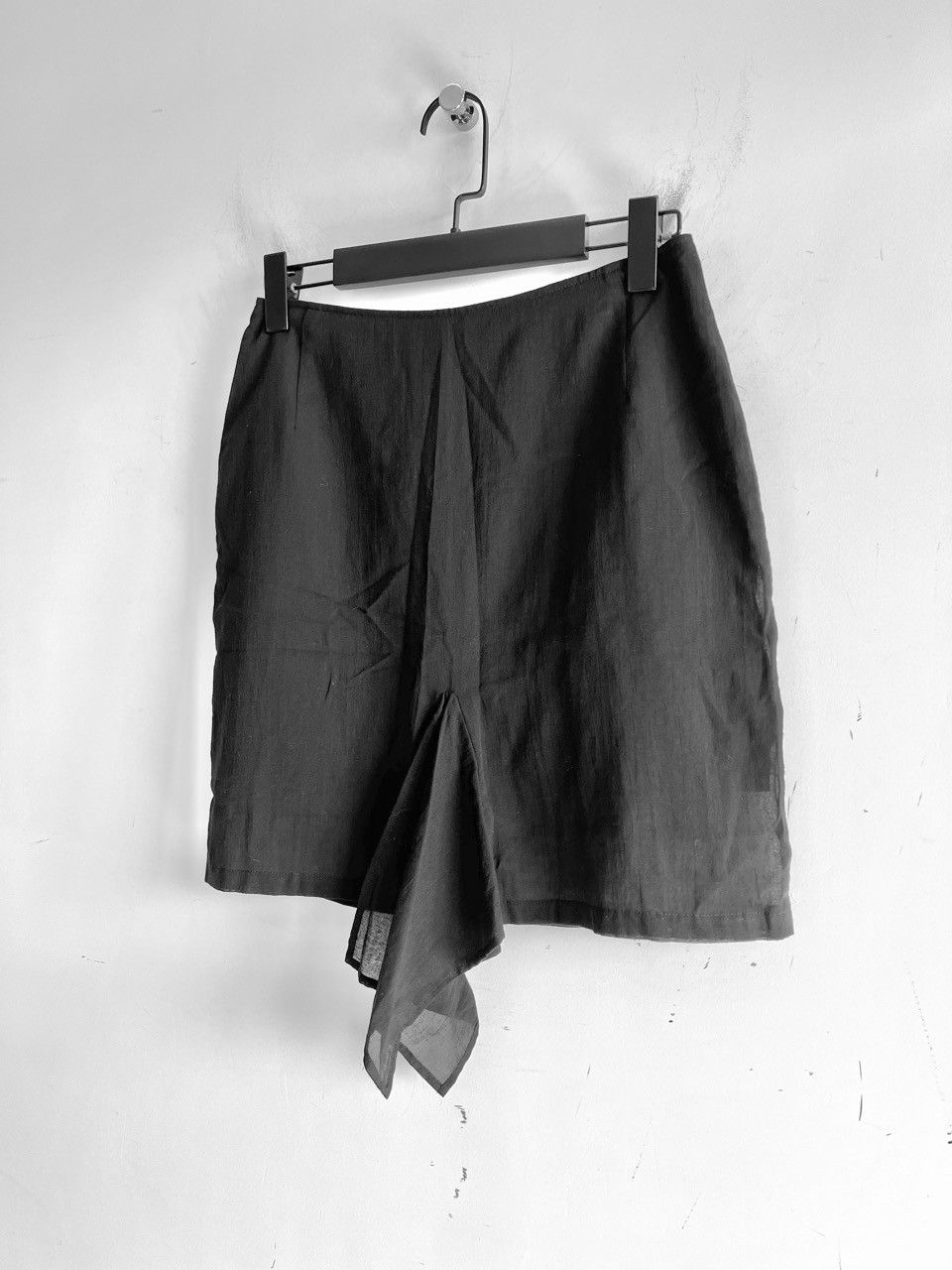 Yohji Yamamoto Yohji Yamamoto Femme - Front Draped Panel Mini Skirt Size 27" / US 4 / IT 40 - 3 Thumbnail