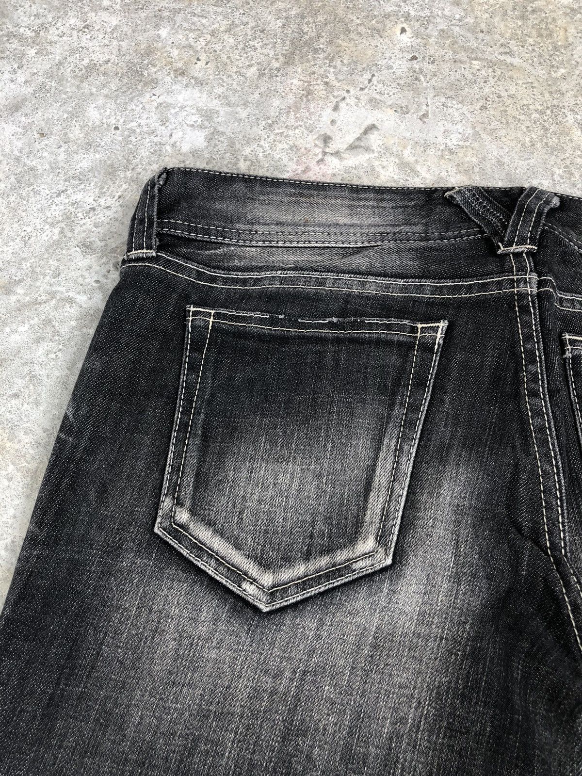Vanquish Japanese Vanquish Distressed Jeans Skinny Jeans Size US 33 - 16 Thumbnail