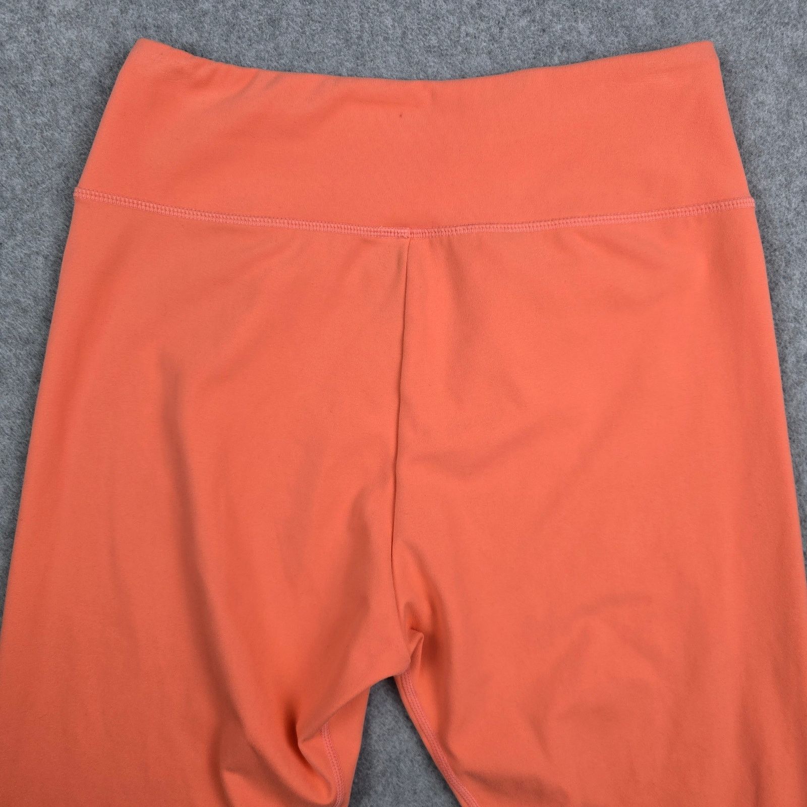 Gymshark Gymshark Medium Peach color Leggings Size 26" / US 2 / IT 38 - 7 Thumbnail