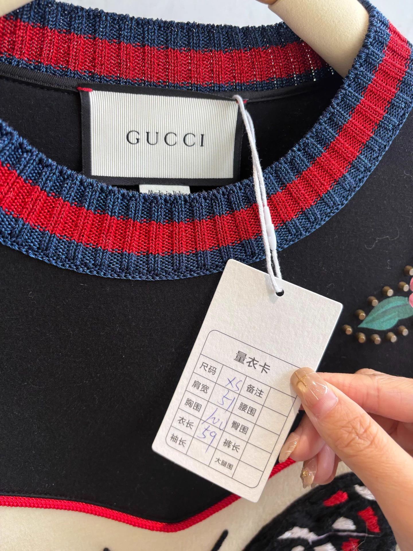 Gucci Gucci Butterfly Print Sweatshirt Deadstock XS Size XS / US 0-2 / IT 36-38 - 2 Thumbnail