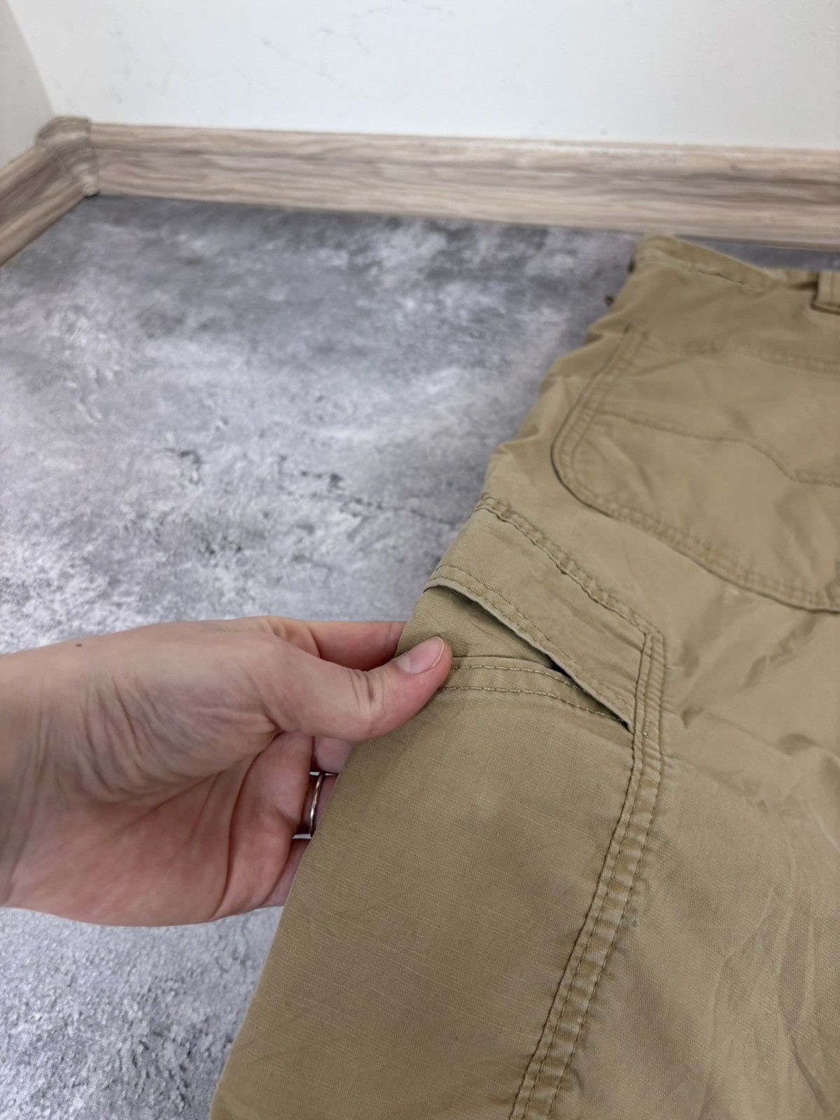 Carhartt Carhartt Relaxed Fit USA Hype Beige Brown Baggy Cargo Pants Size US 44 / EU 60 - 6 Thumbnail