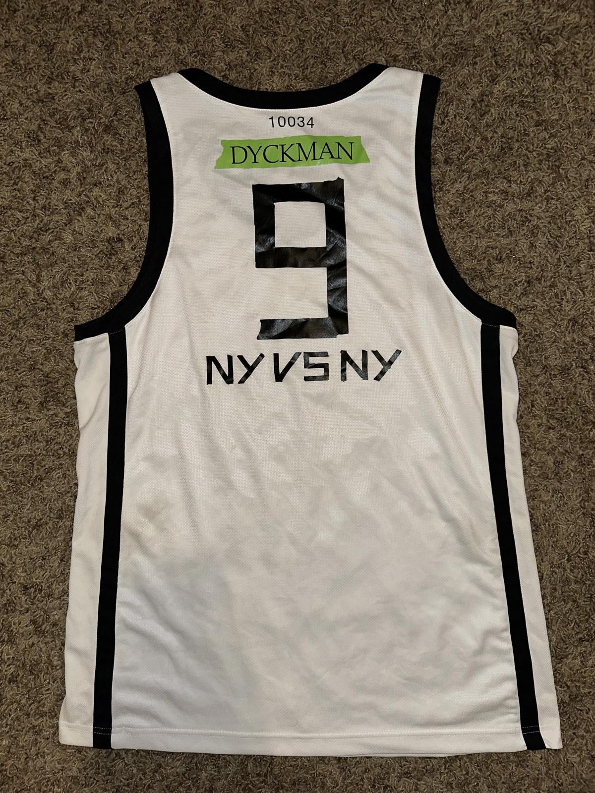 Nike Jordan NY vs NY #9 Brandon Williams Rucker Park 2022 Game Jersey Size US L / EU 52-54 / 3 - 5 Thumbnail