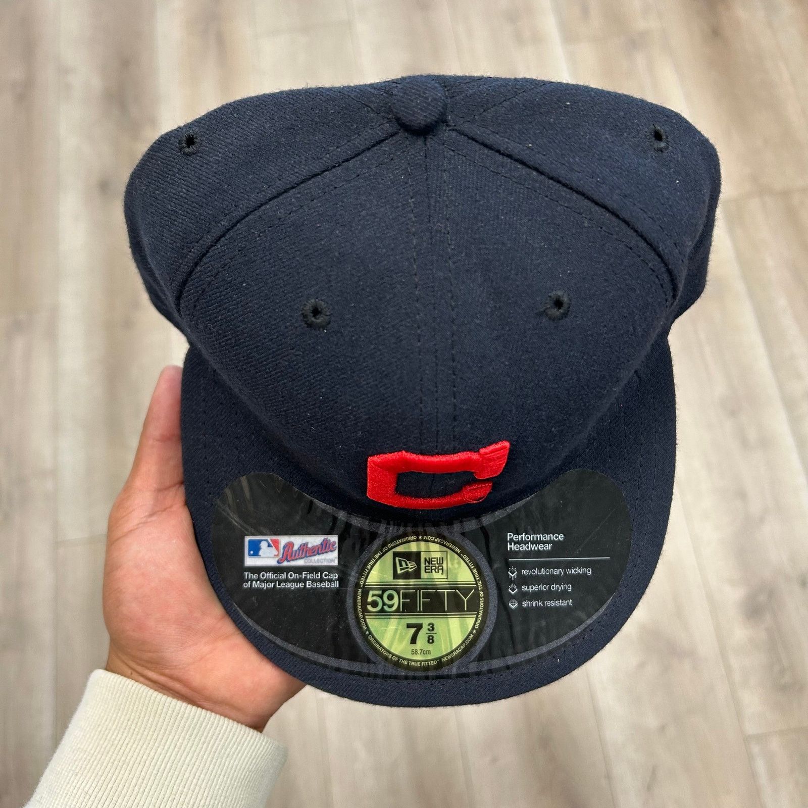 New Era New Era 59FIFTY Cleveland Indians Navy Fitted Hat sz 7 3/8 Size ONE SIZE - 3 Thumbnail