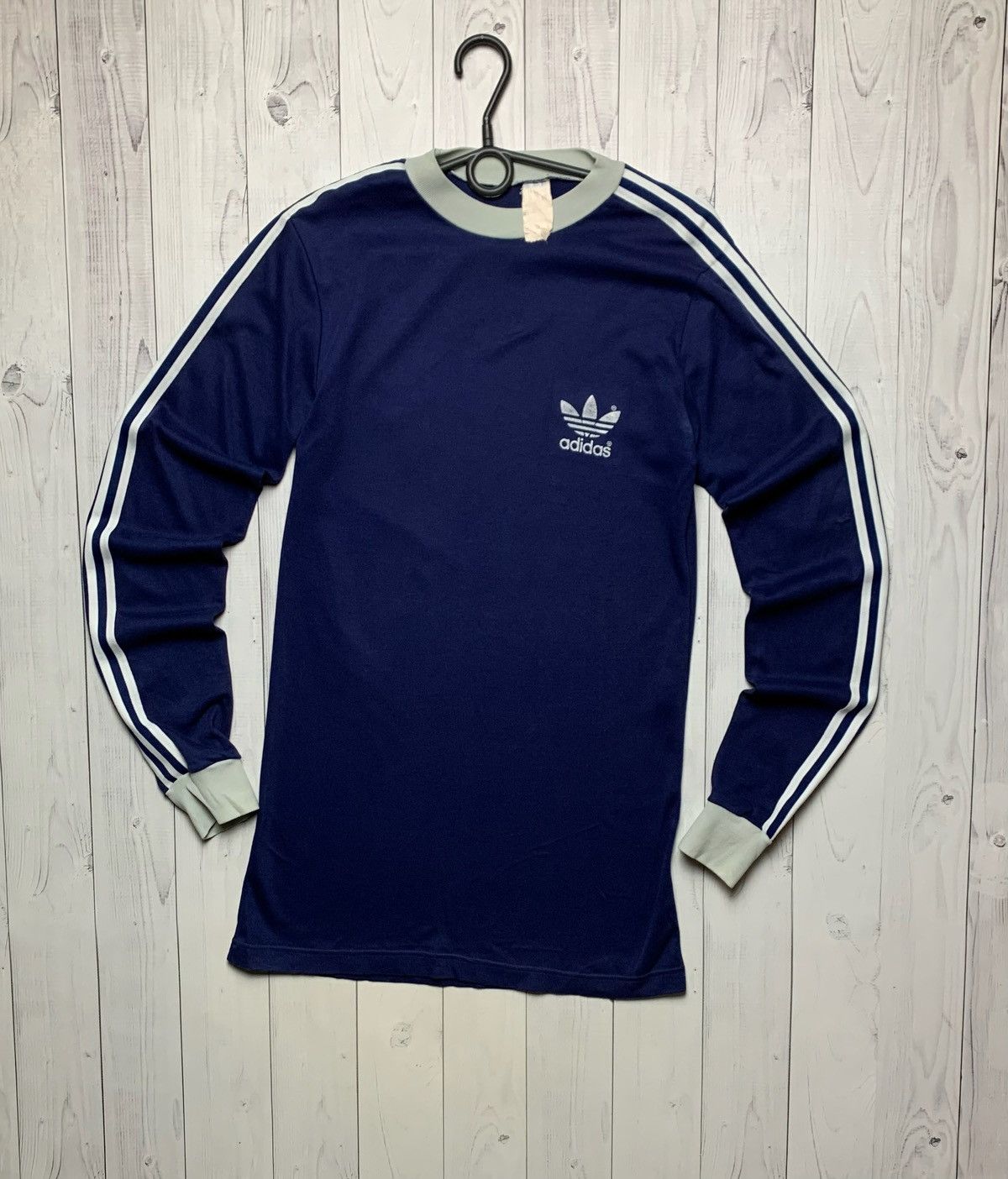 Adidas × Vintage Vintage adidas originals retro jersey size M Size US M / EU 48-50 / 2 - 1 Thumbnail