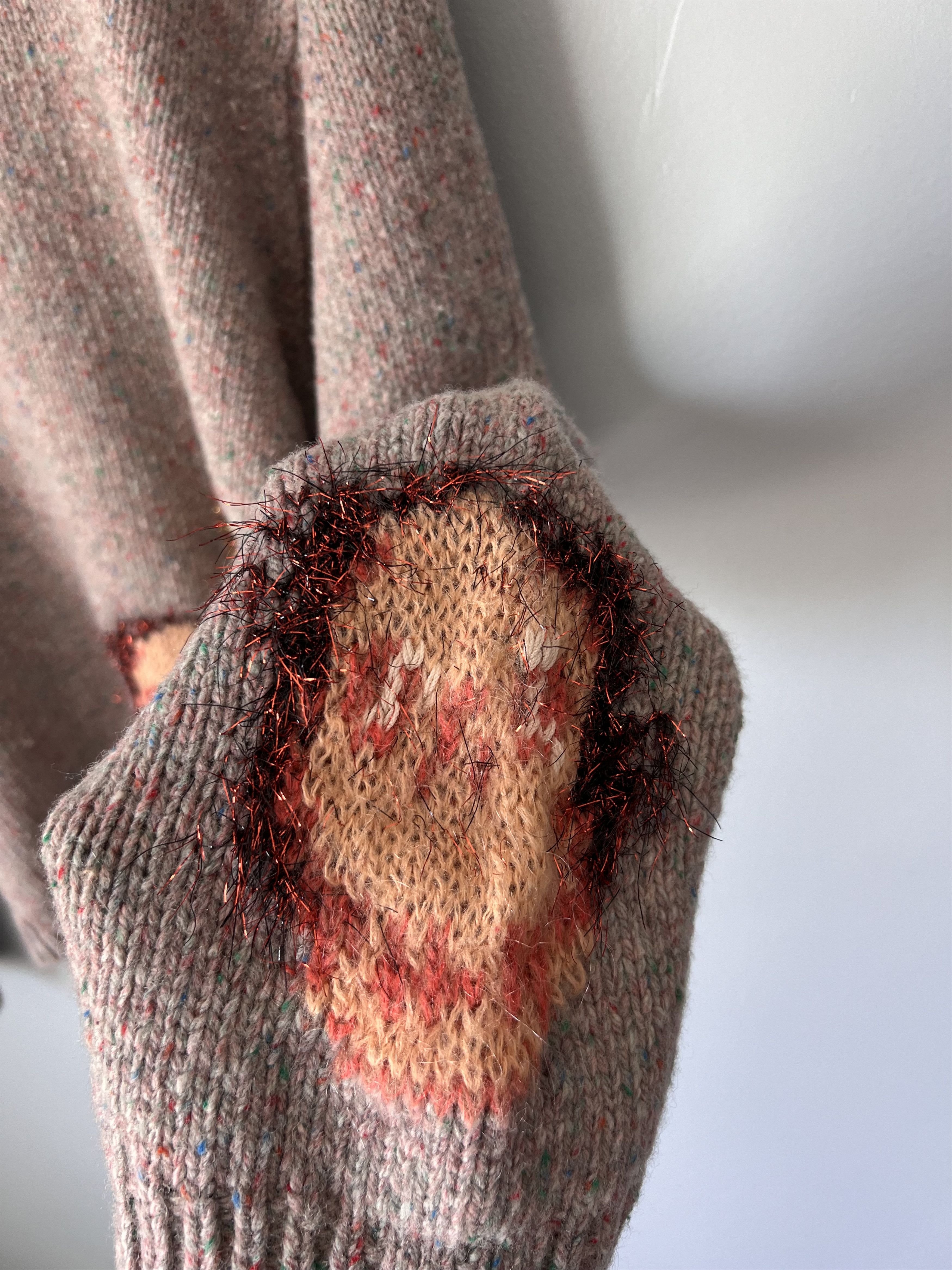 Acne Studios Acne Studios Konegal Skull Wool Blend Sweater in Beige Size US L / EU 52-54 / 3 - 5 Thumbnail