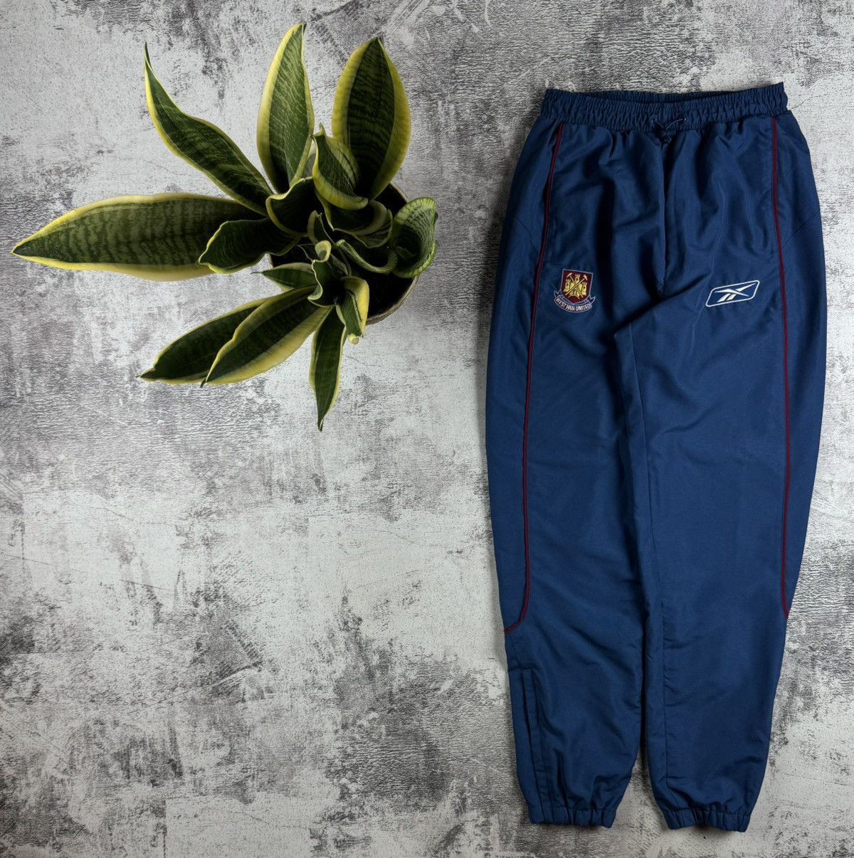 Reebok West Ham 2005 2007 Football Soccer Light Track Suit Pants Jacket Windbreaker Size US S / EU 44-46 / 1 - 3 Thumbnail