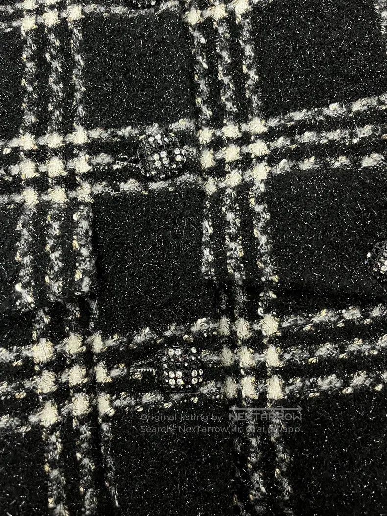 Chanel Chanel 22K Black and White Plaid Diamond Buckle Baseball Ja Size M / US 6-8 / IT 42-44 - 2 Thumbnail