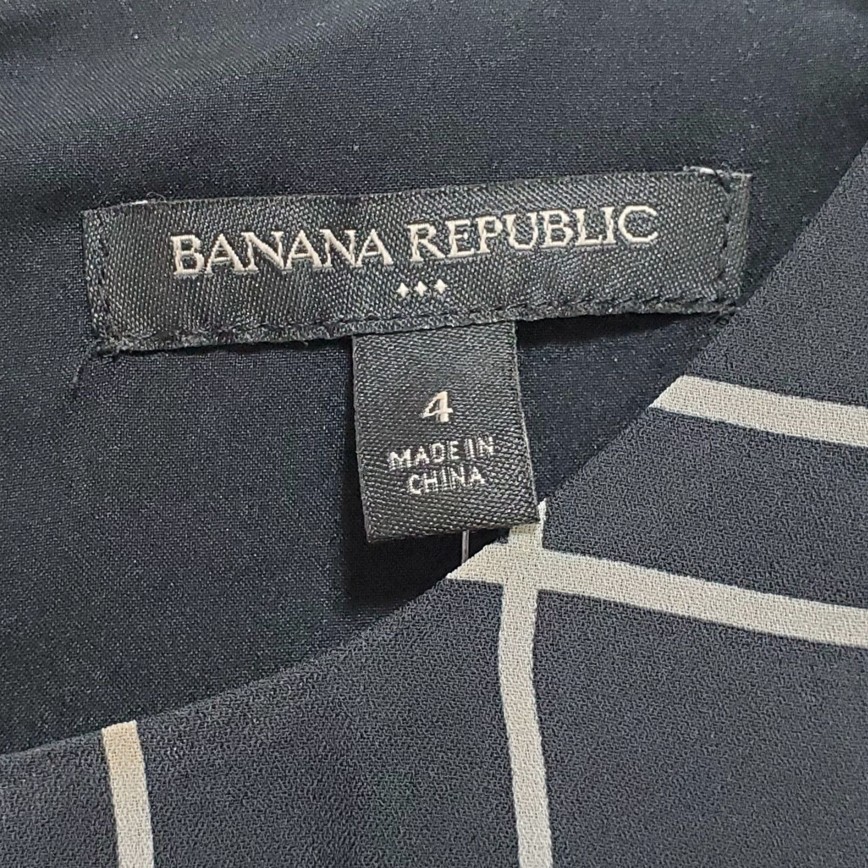 Banana Republic Banana Republic Shift Dress Women's 4 Black Plaid Round Neck Pullover Cocktail Dress Size S / US 4 / IT 40 - 5 Thumbnail