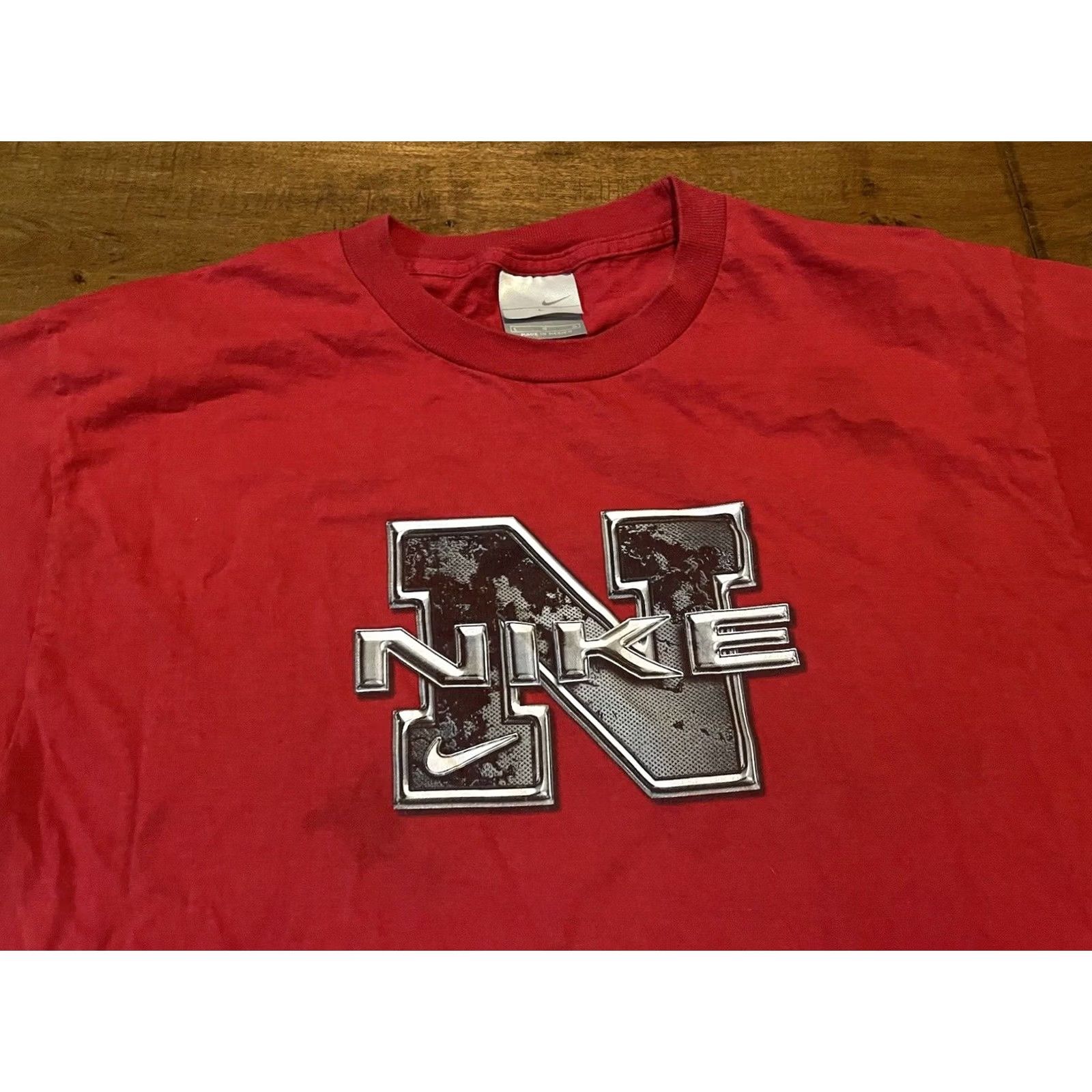 Nike VINTAGE Nike Y2K Red T-Shirt S/S Crew Neck Logo Swoosh Men L Size US L / EU 52-54 / 3 - 2 Thumbnail