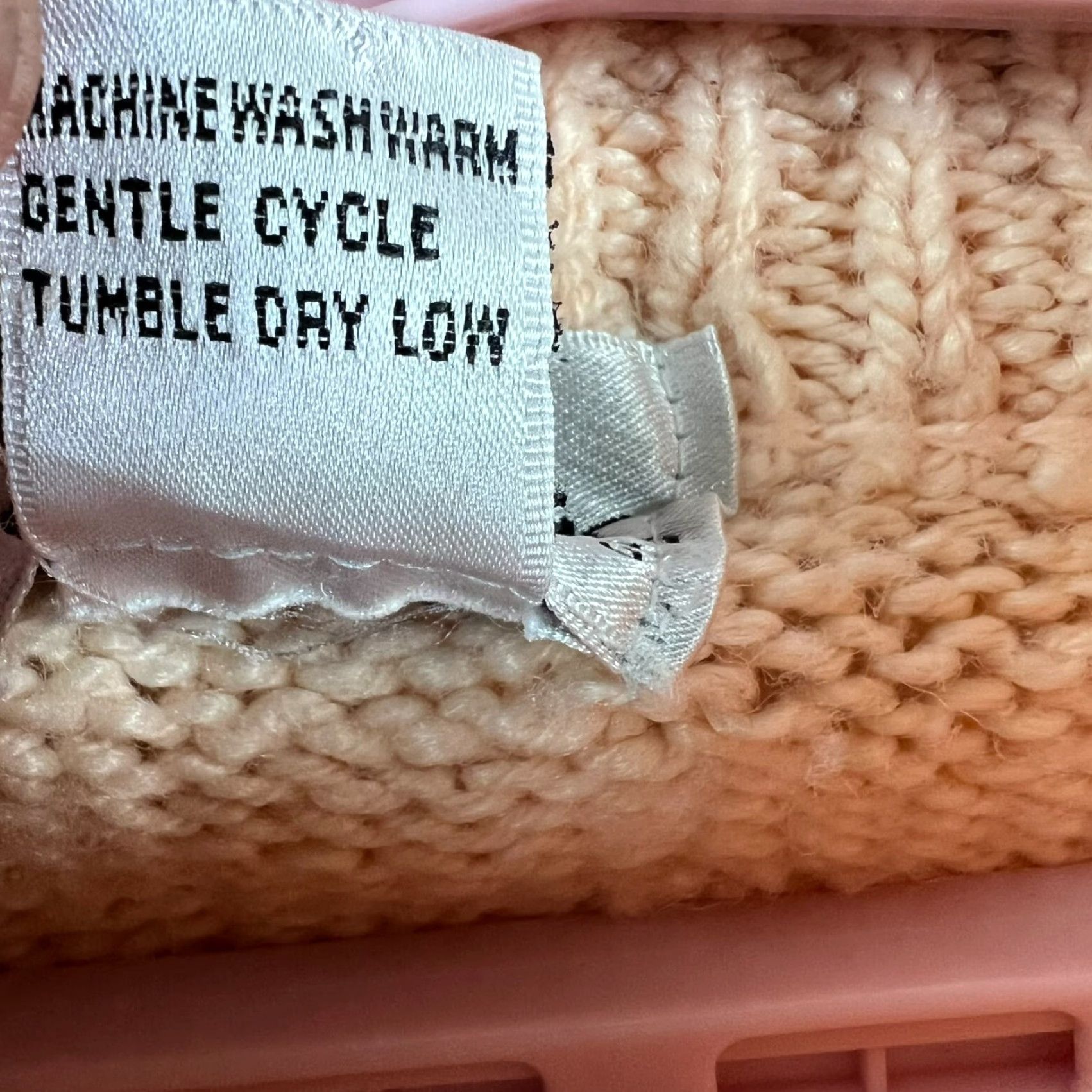 Vintage Partners Sweater Acrylic Cable Knit High Neck Peach/Ivory size M Womens Size M / US 6-8 / IT 42-44 - 6 Thumbnail
