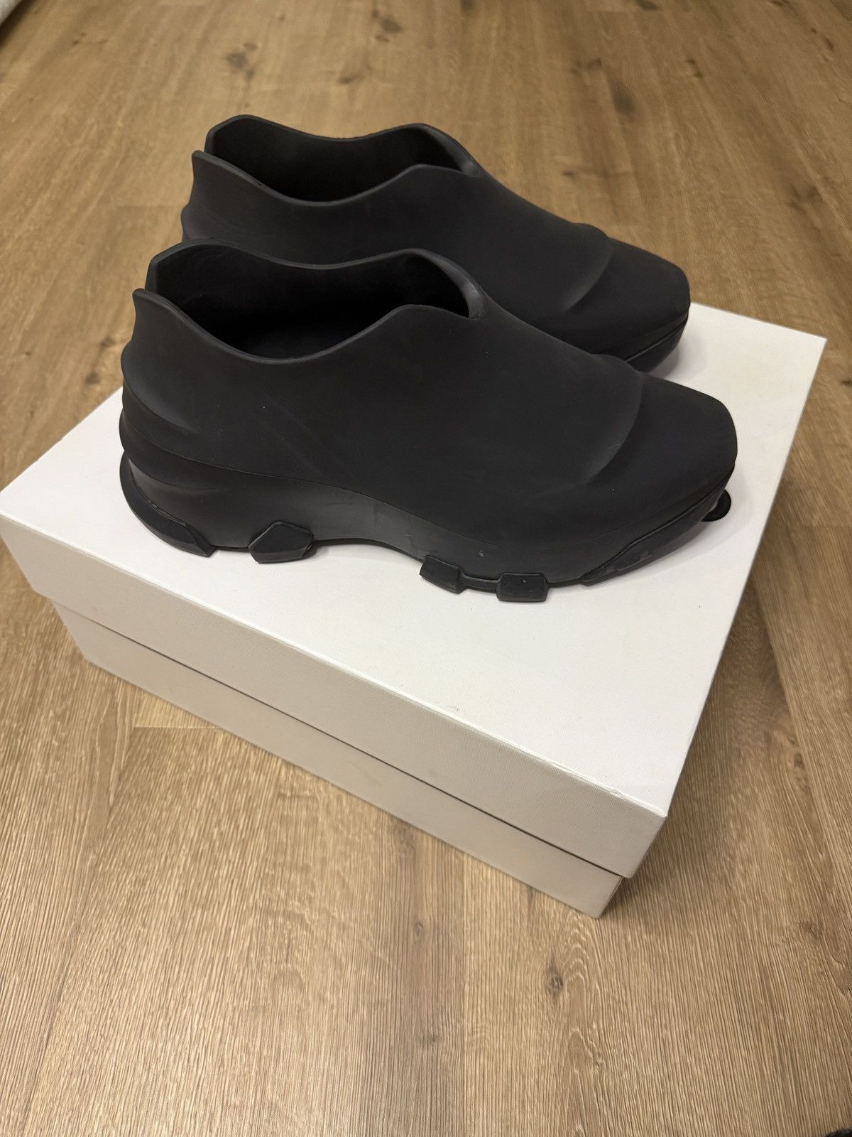 Givenchy Givenchy monumental mallow sneaker black Size US 10 / EU 43 - 3 Thumbnail