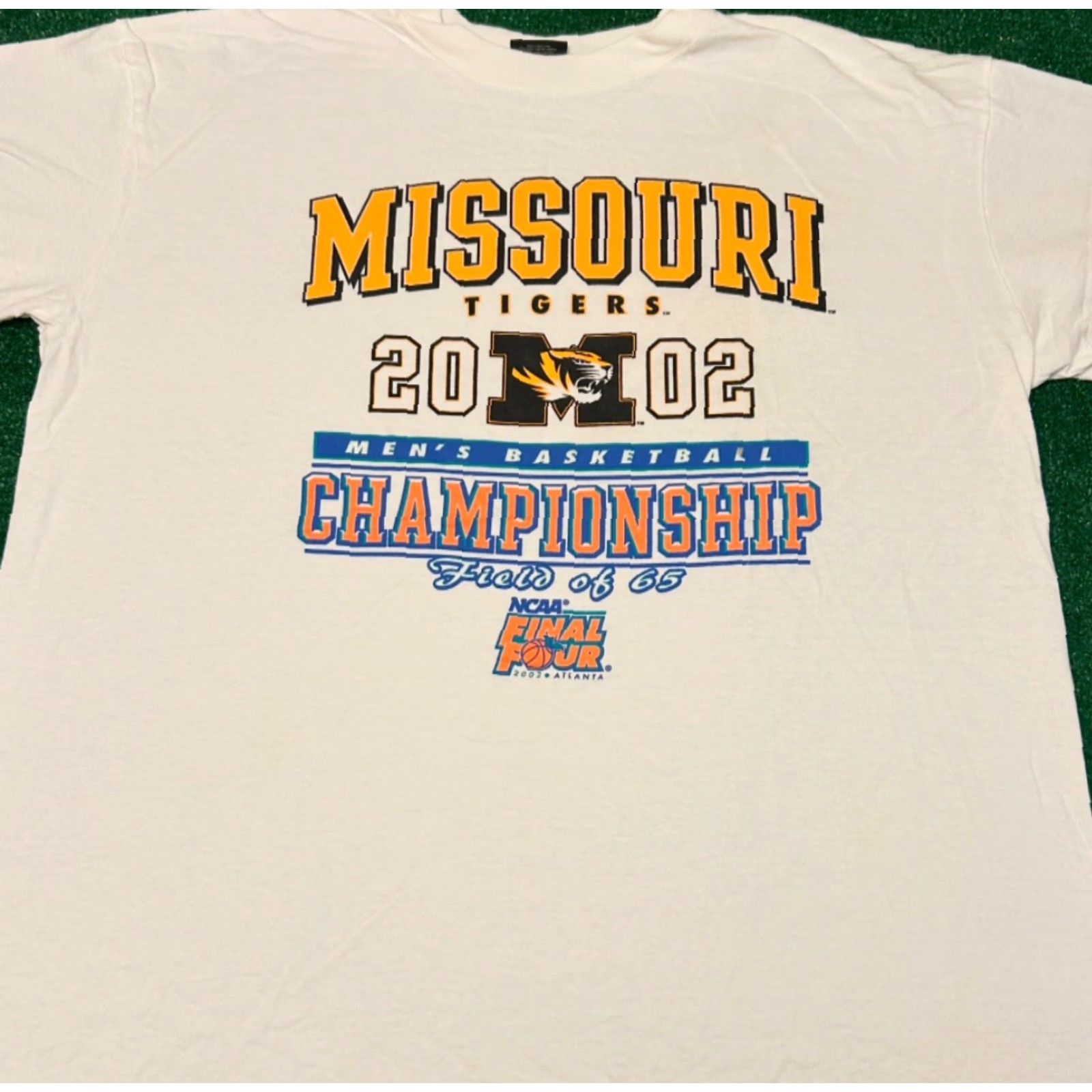 NCAA VINTAGE NCAA Final Four 2002 Missouri Tigers VTG Shirt Mens 2XL White Basketball 90s College Sports University Mens Size US XXL / EU 58 / 5 - 3 Thumbnail