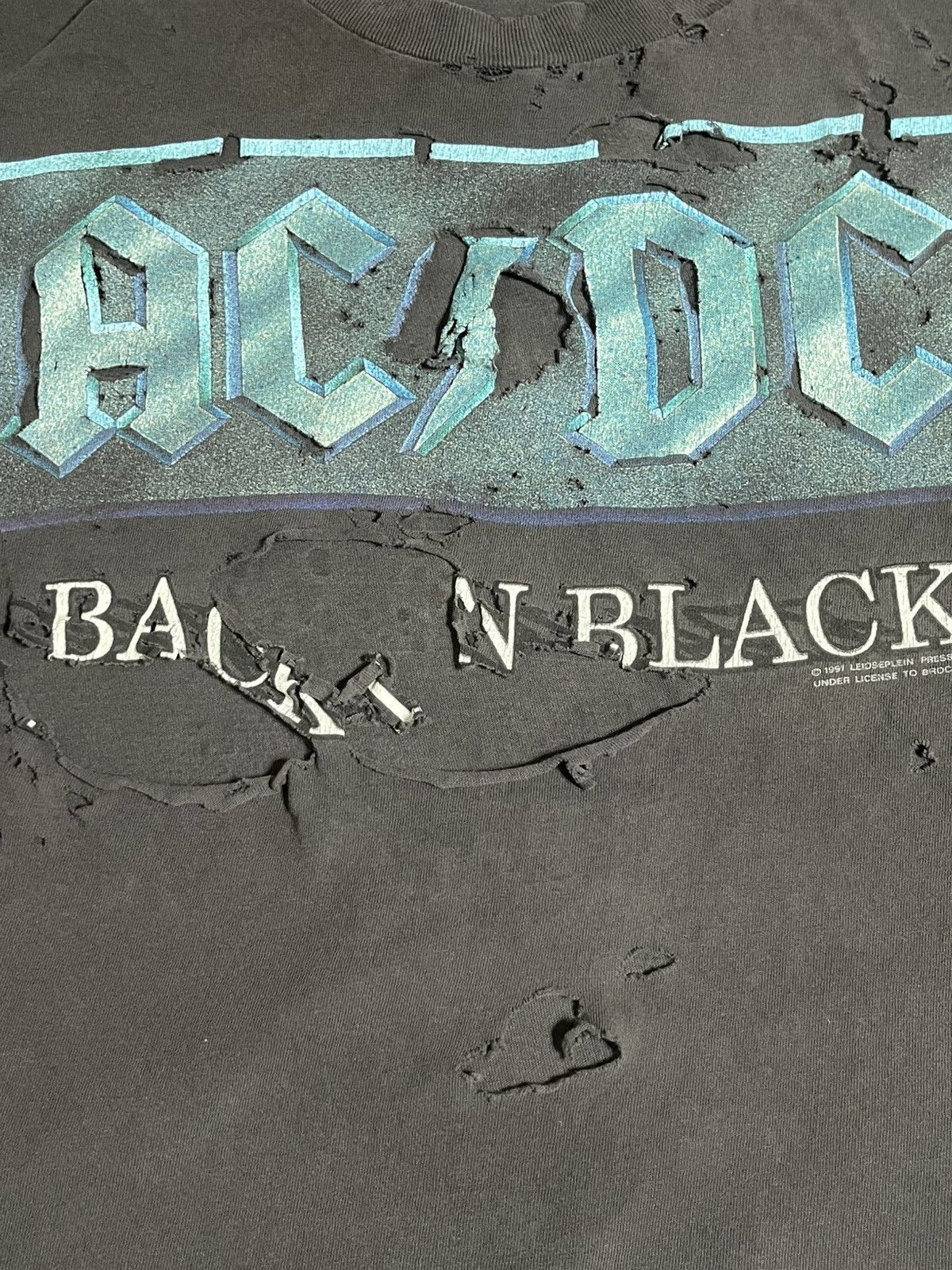 Vintage Super thrashed AC DC Size US XL / EU 56 / 4 - 3 Thumbnail