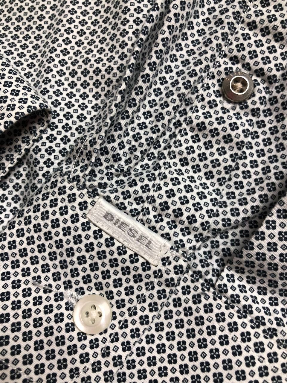 Designer Vintage Y2K shirt Diesel print logo luxury white streetwear Size US L / EU 52-54 / 3 - 3 Thumbnail