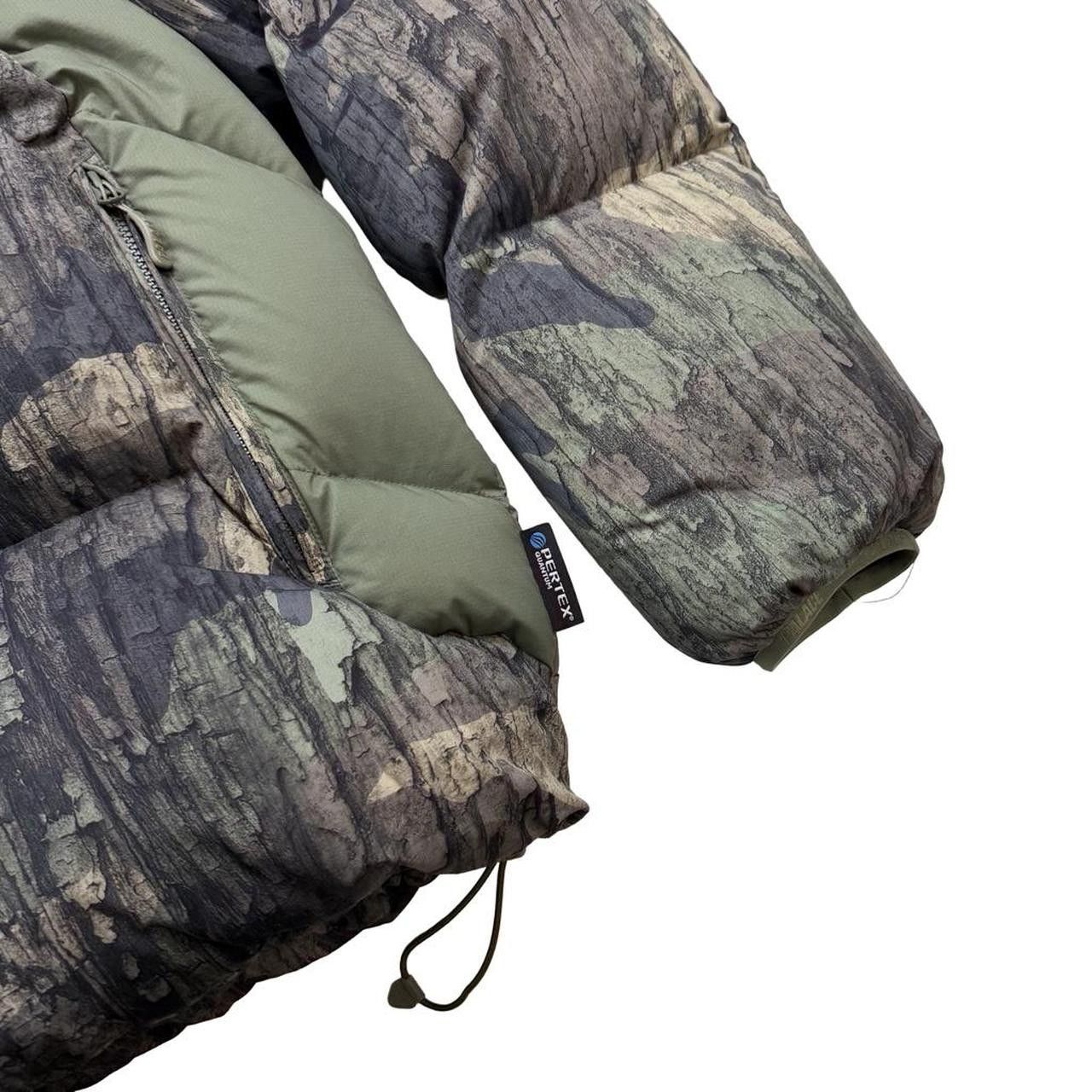 Palace Palace Matte Balaclava Puffer Jacket Forest Real Tree Camo Size US L / EU 52-54 / 3 - 5 Thumbnail