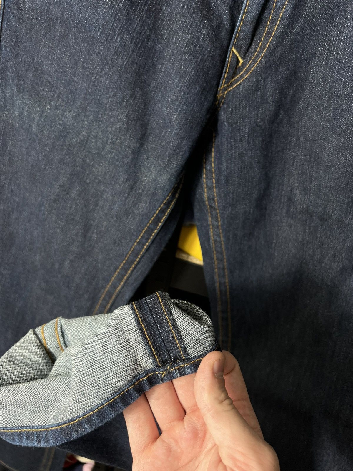 True Religion True Religion Big Logo Pocket Jeans USA Denim Y2K Size 31 Size US 31 - 15 Thumbnail