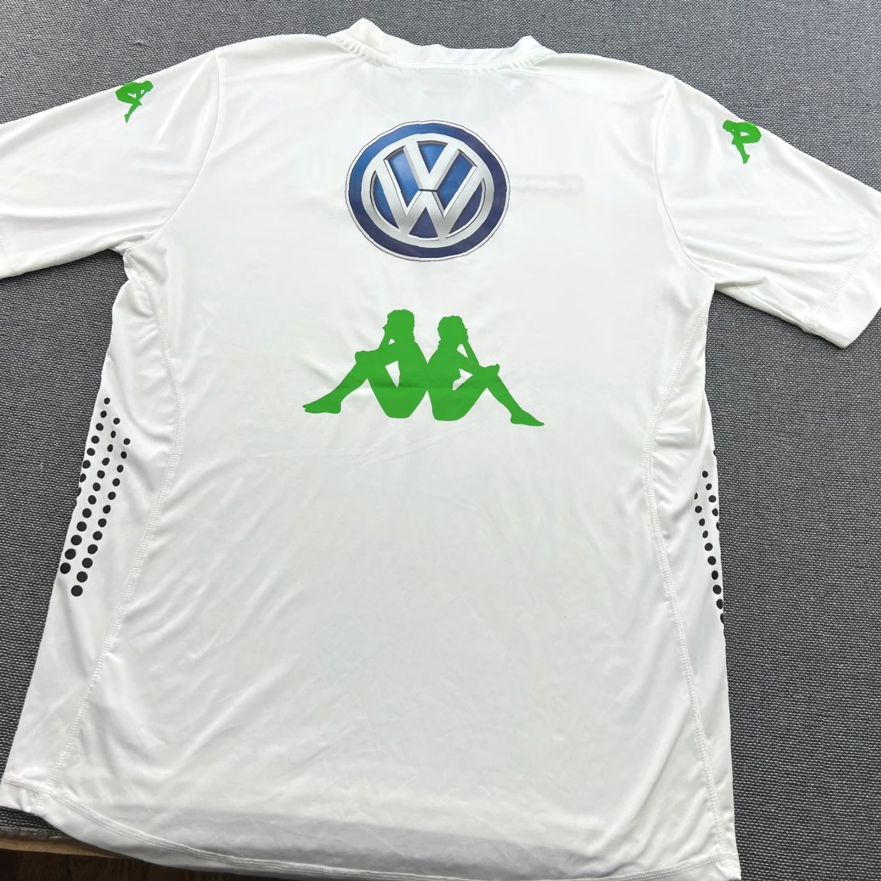 Kappa Kappa Football Shirt Mens Large White VFL Wolfsburg 2014 2015 Training Jersey Moisture Wicking Quick Dry Size US L / EU 52-54 / 3 - 7 Thumbnail