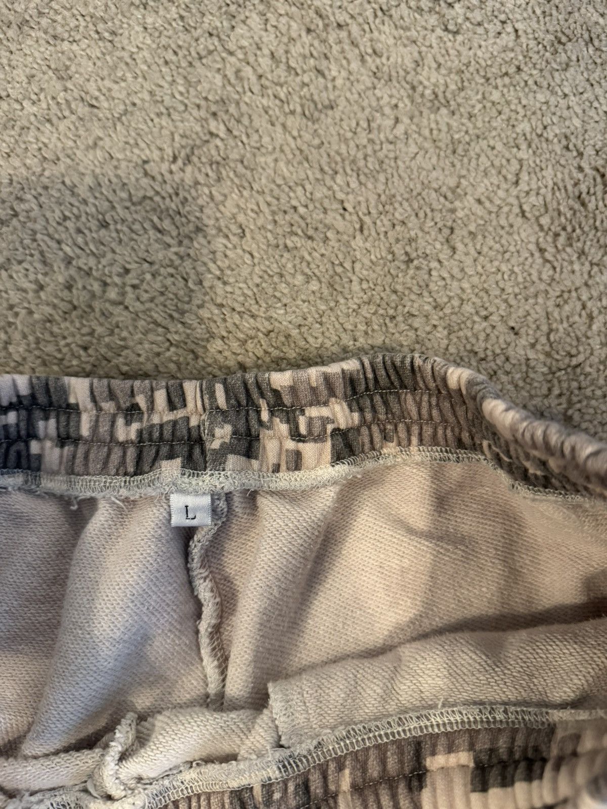 Other Distressed Camo Sweatpants Size US 34 / EU 50 - 2 Thumbnail