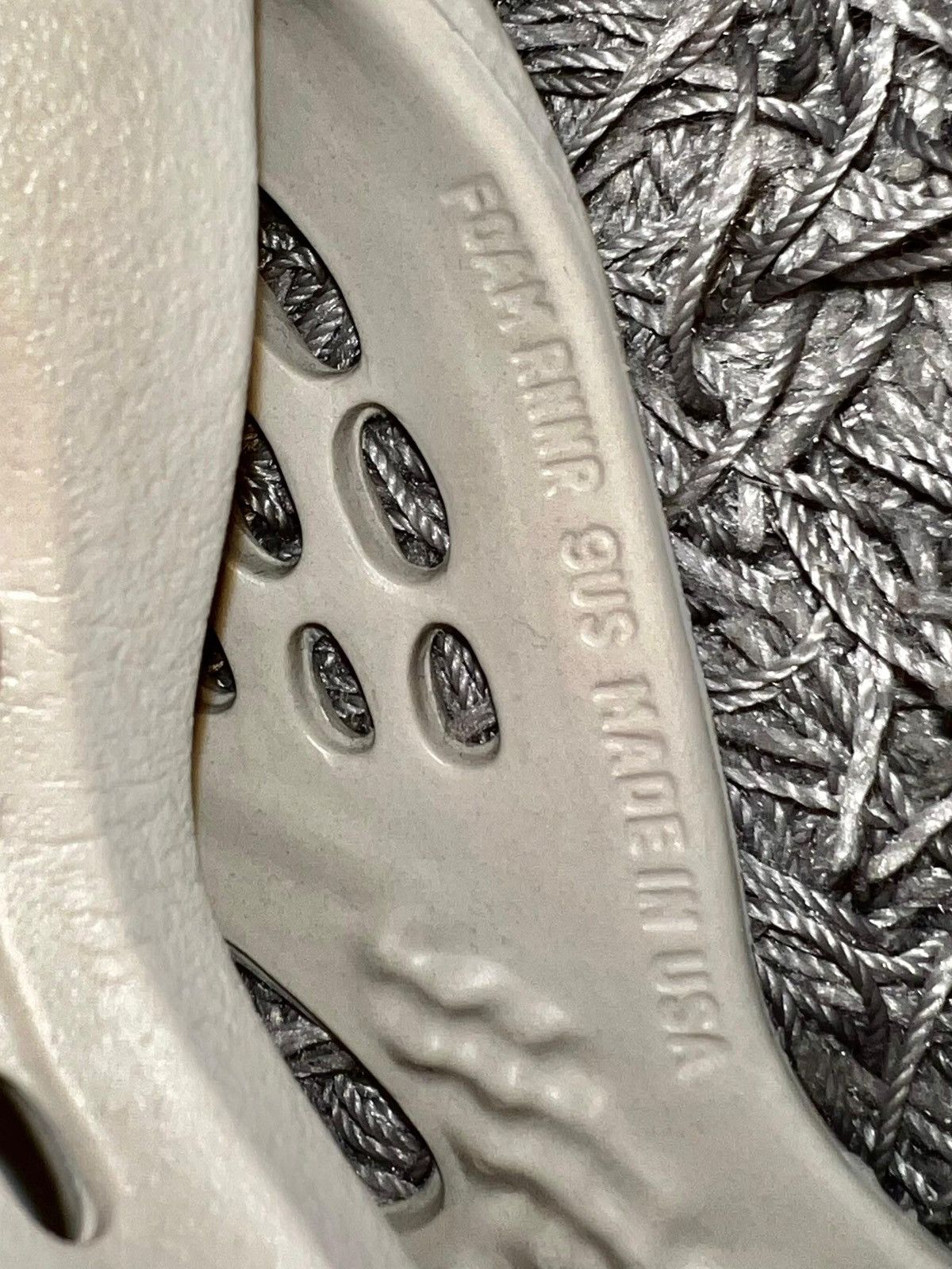 Adidas Adidas Yeezy Foam RNNR Sand Size US 9 / EU 42 - 6 Thumbnail