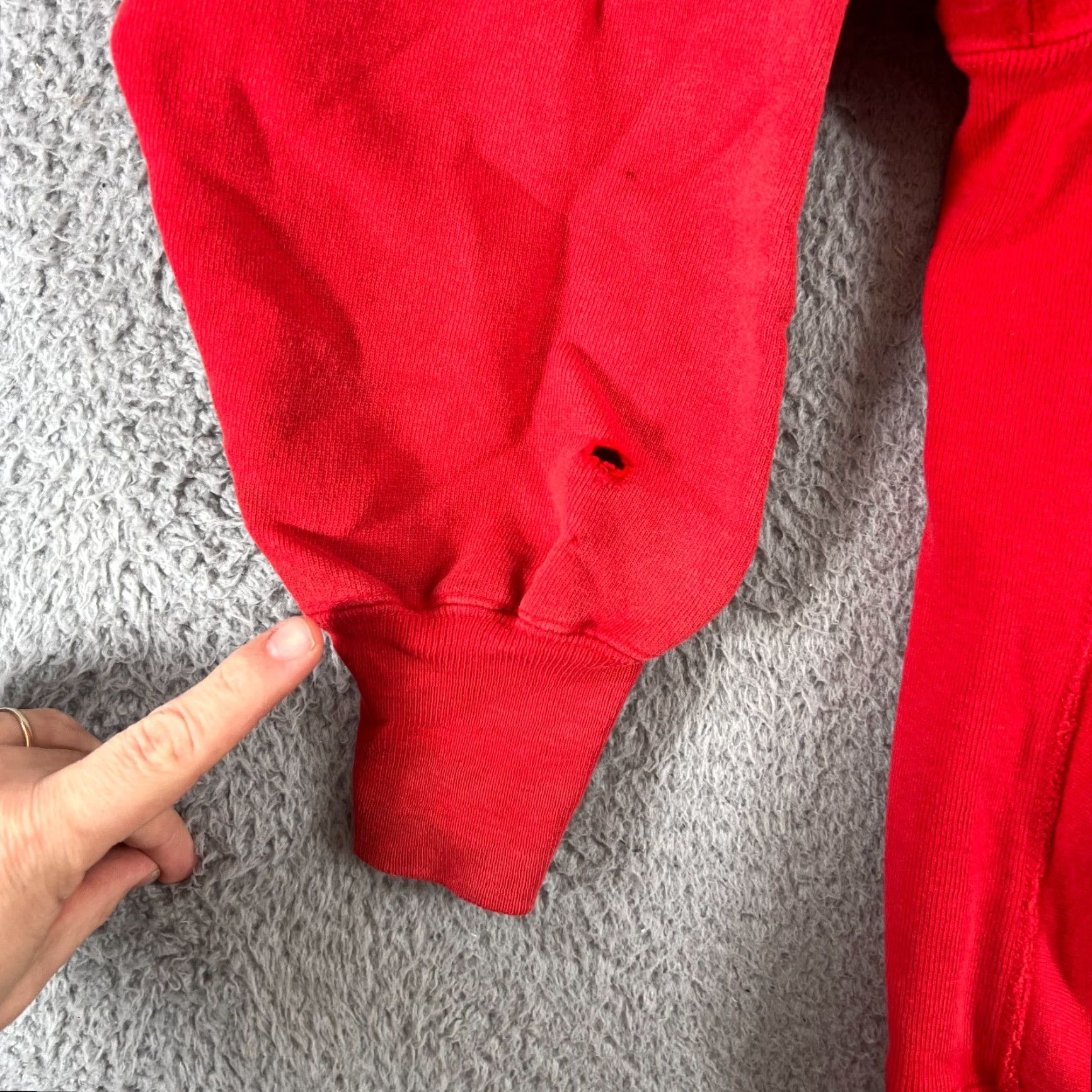 Champion VINTAGE Champion Reverse Weave Hoodie Mens L Red 80s Distressed Sweatshirt Size US L / EU 52-54 / 3 - 2 Thumbnail